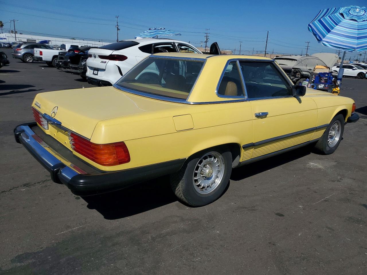1981 Mercedes-benz 380 Sl Yellow vin: WDBBA45A9BB008828
