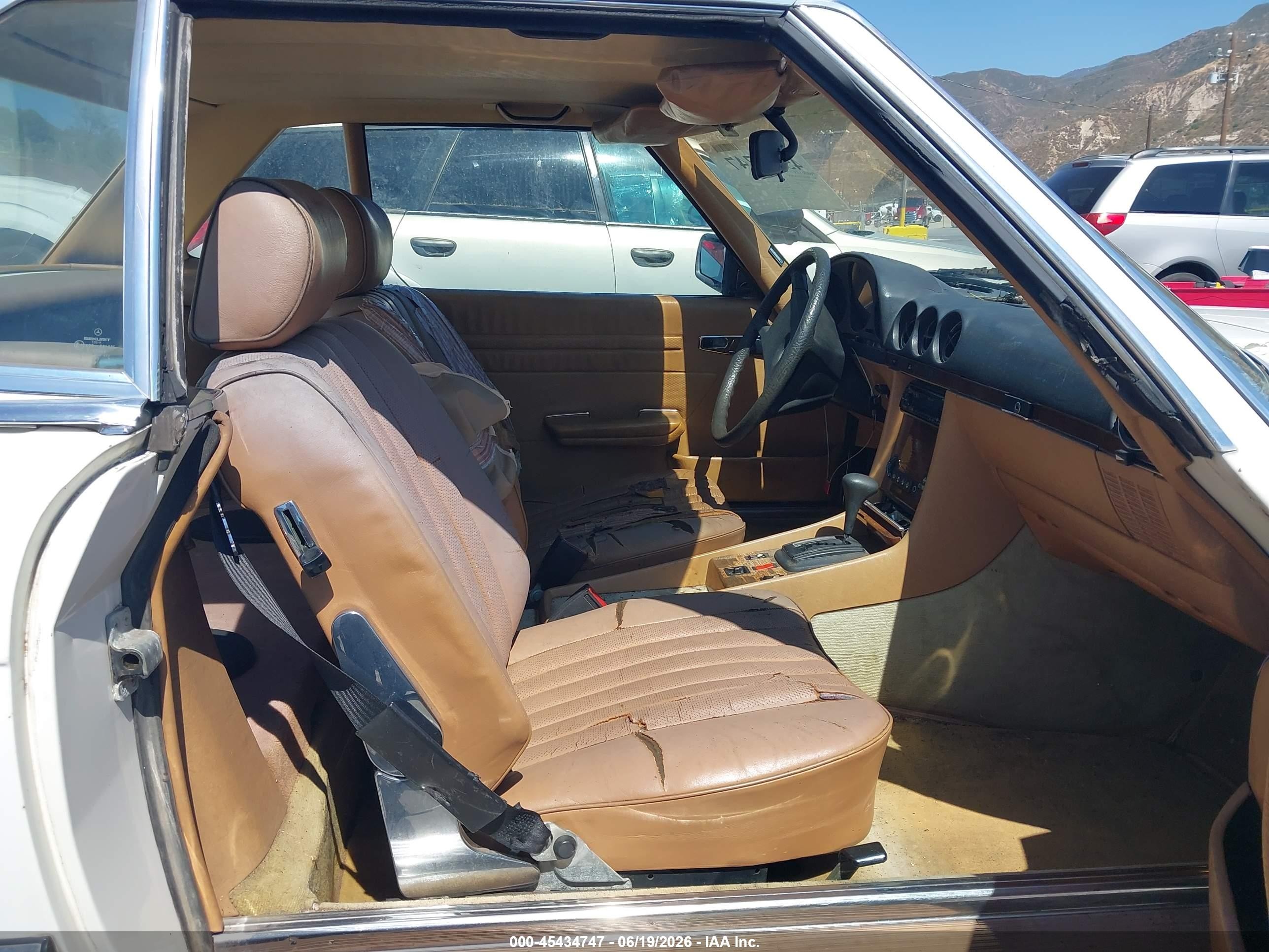 1983 Mercedes-benz 380 Sl White vin: WDBBA45A9DB024109