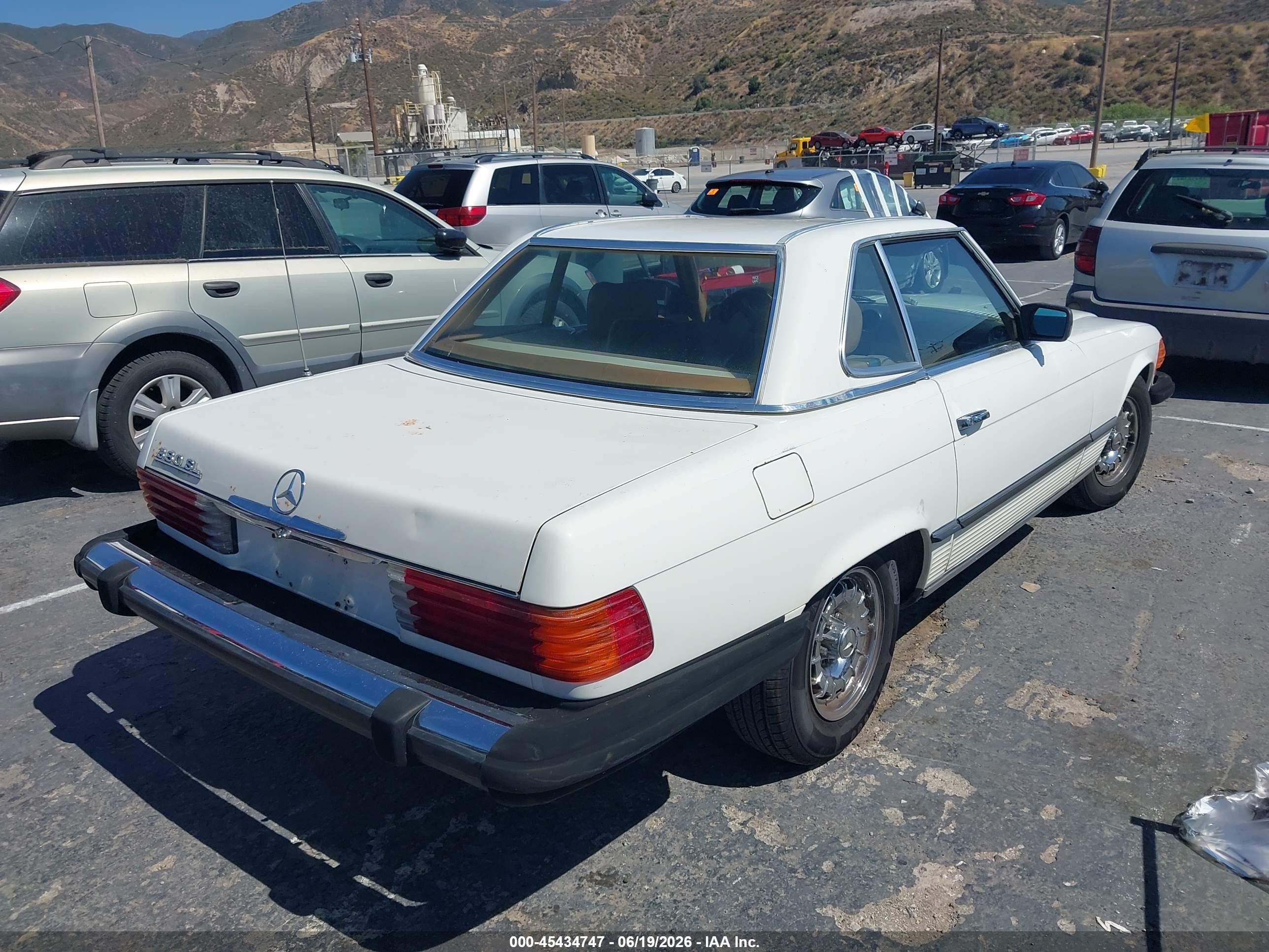 1983 Mercedes-benz 380 Sl White vin: WDBBA45A9DB024109