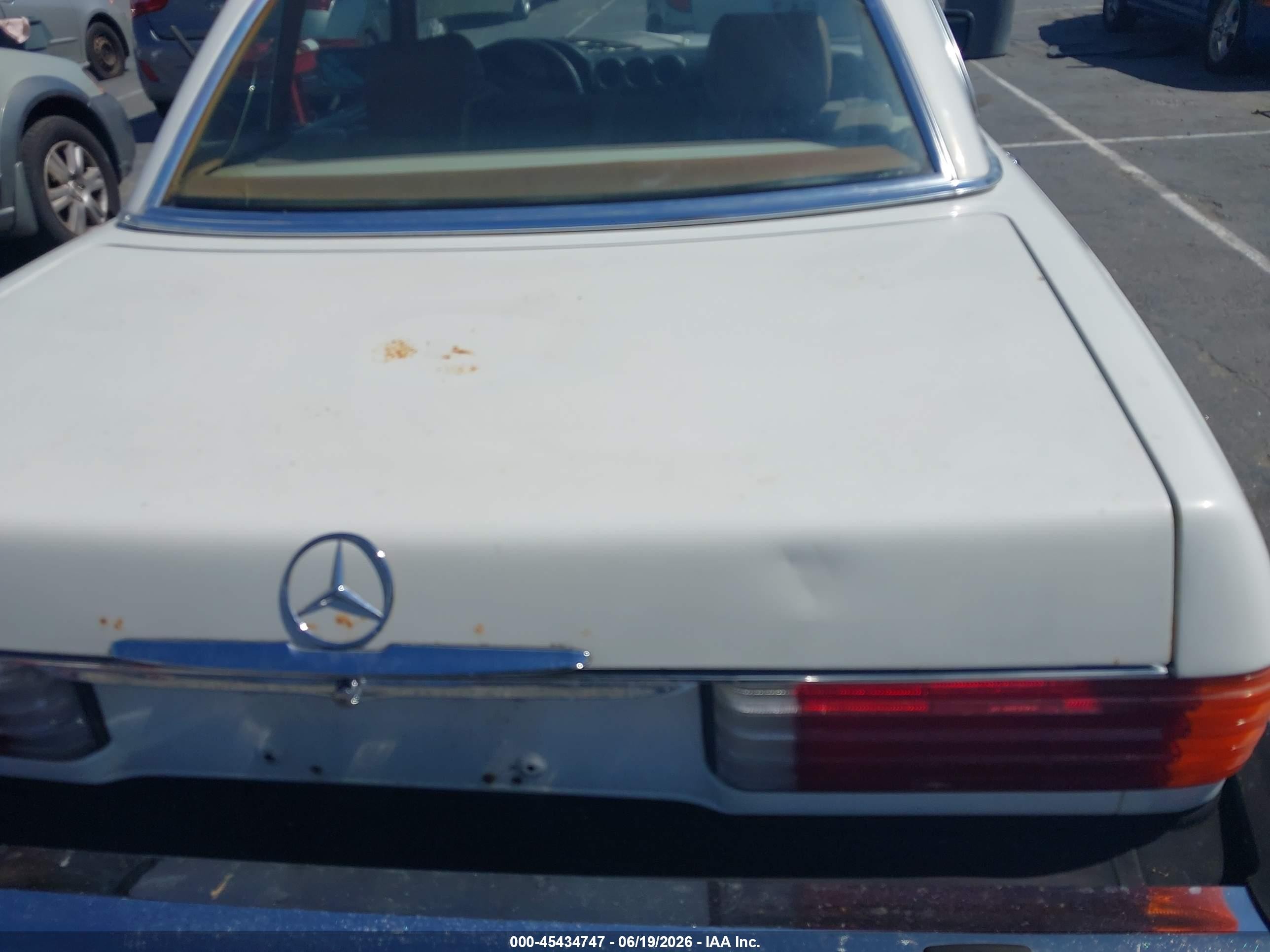 1983 Mercedes-benz 380 Sl White vin: WDBBA45A9DB024109