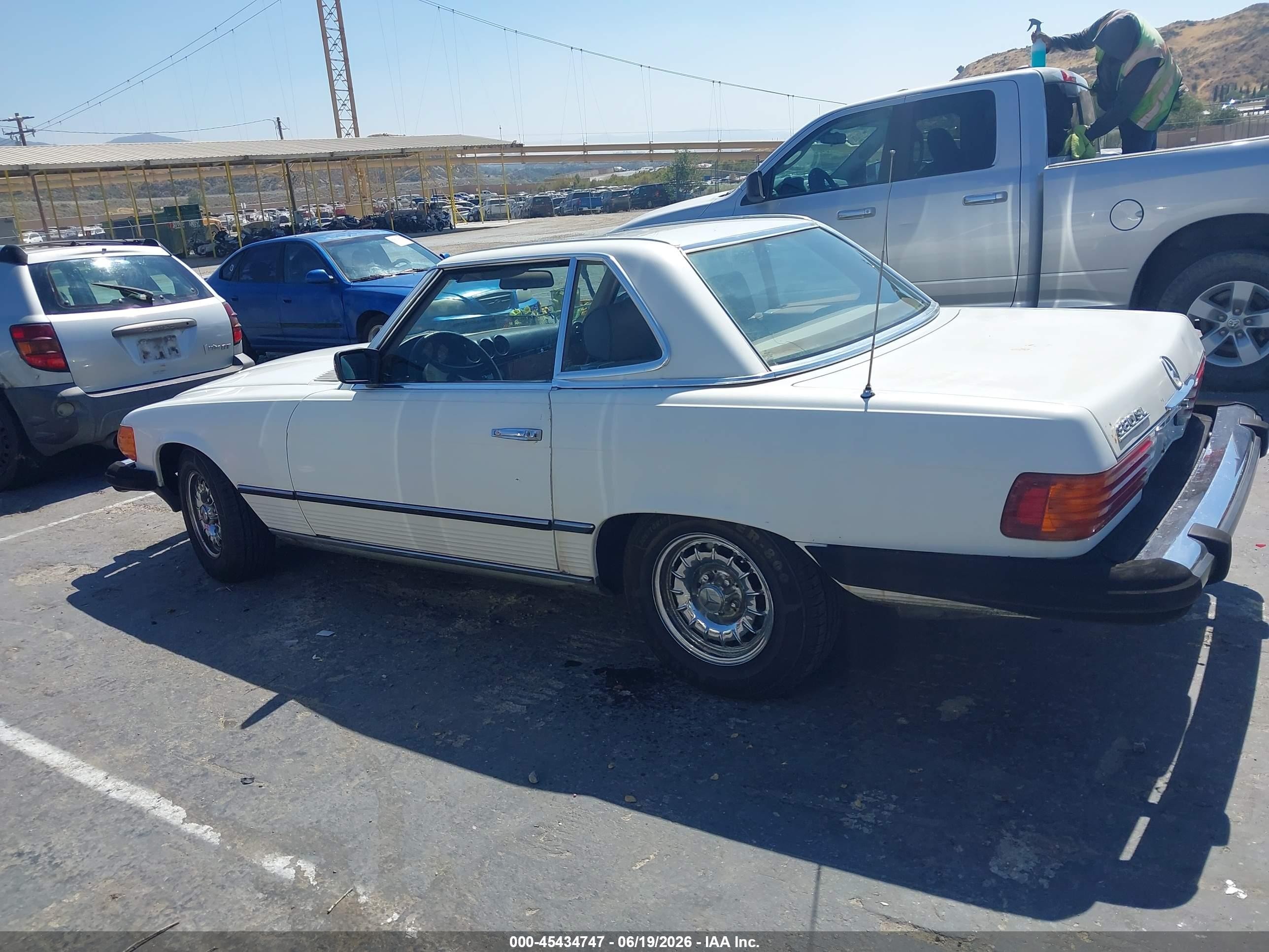 1983 Mercedes-benz 380 Sl White vin: WDBBA45A9DB024109