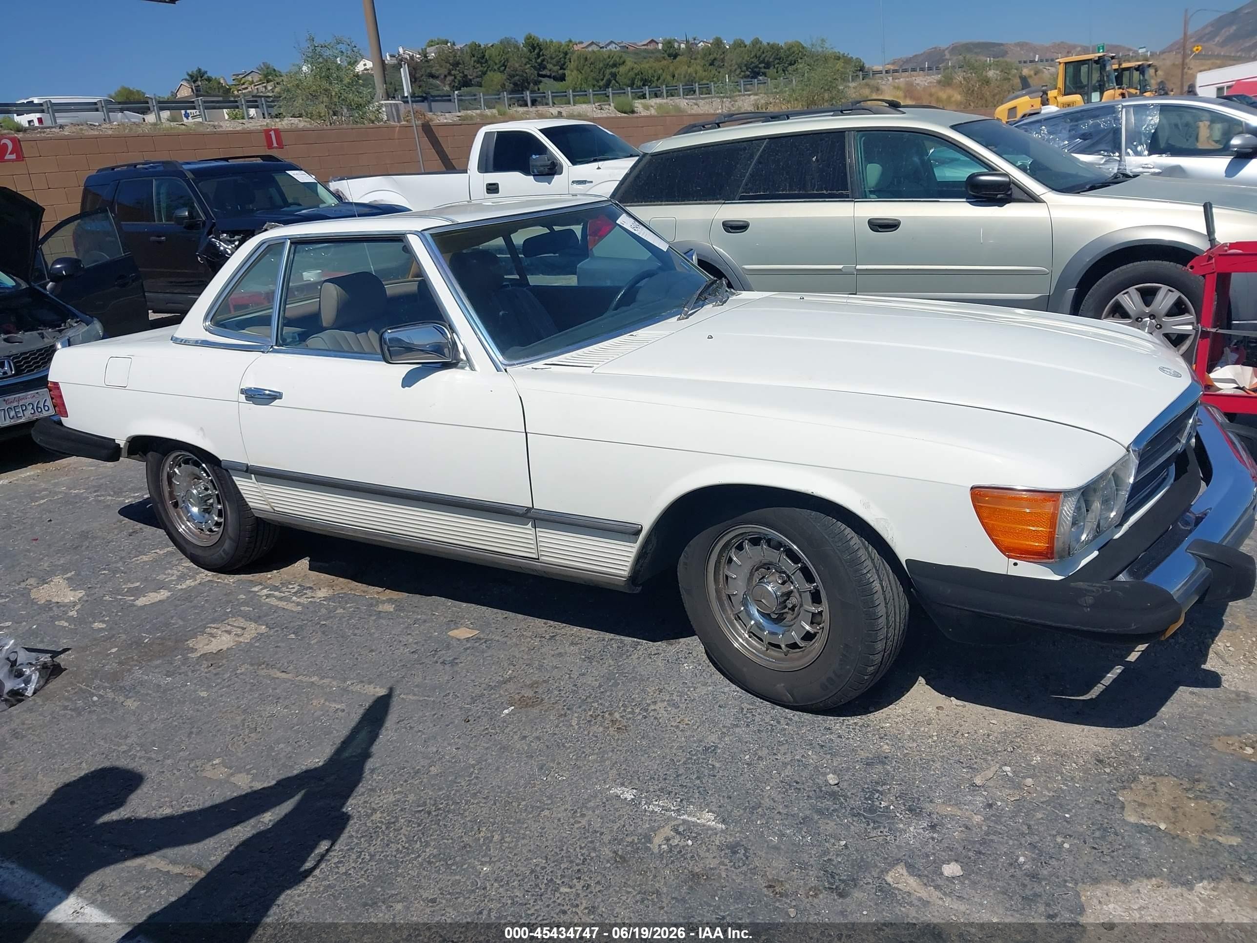 1983 Mercedes-benz 380 Sl White vin: WDBBA45A9DB024109