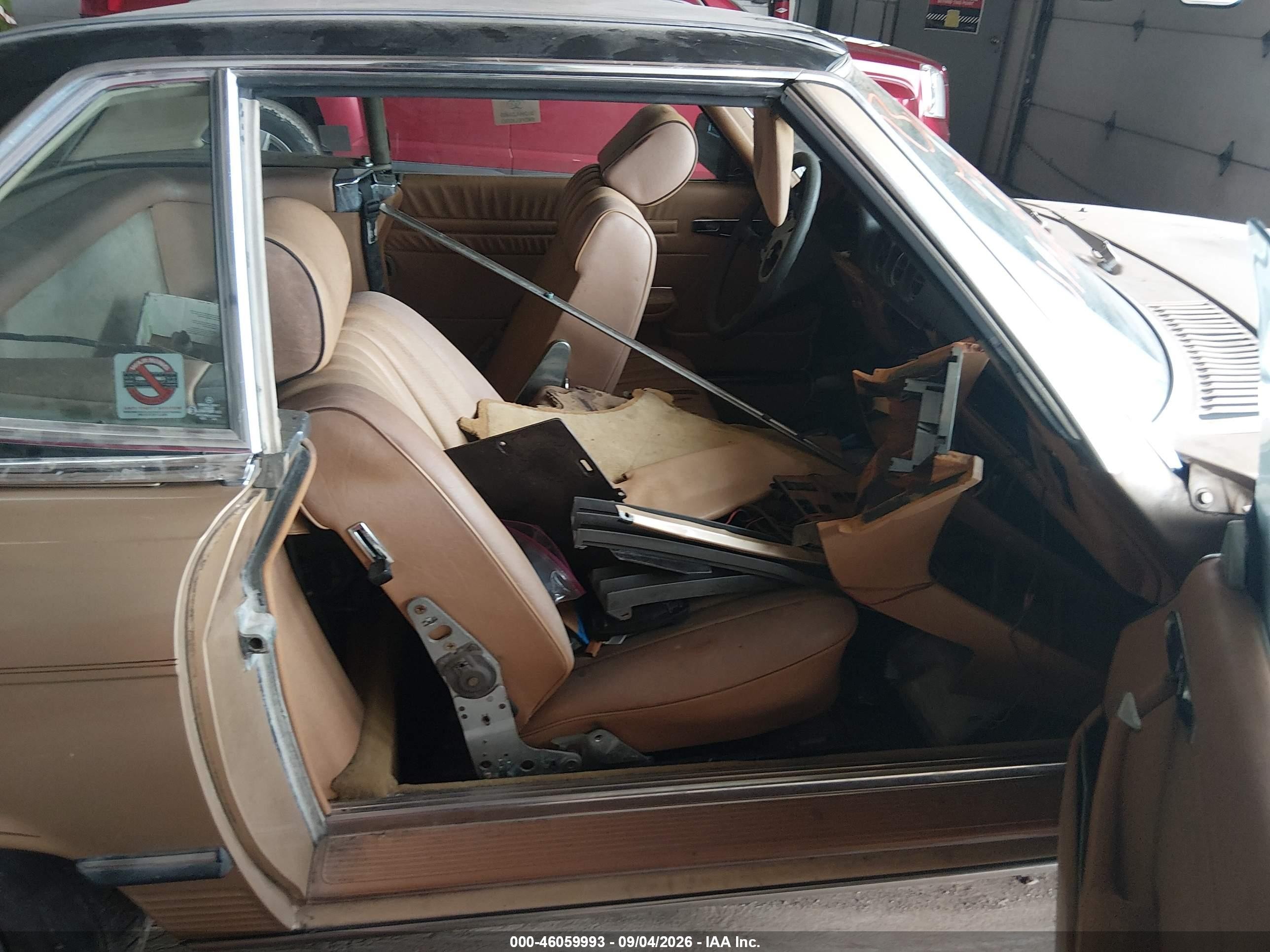 1983 Mercedes-benz 380 Sl Gold vin: WDBBA45A9DB025907