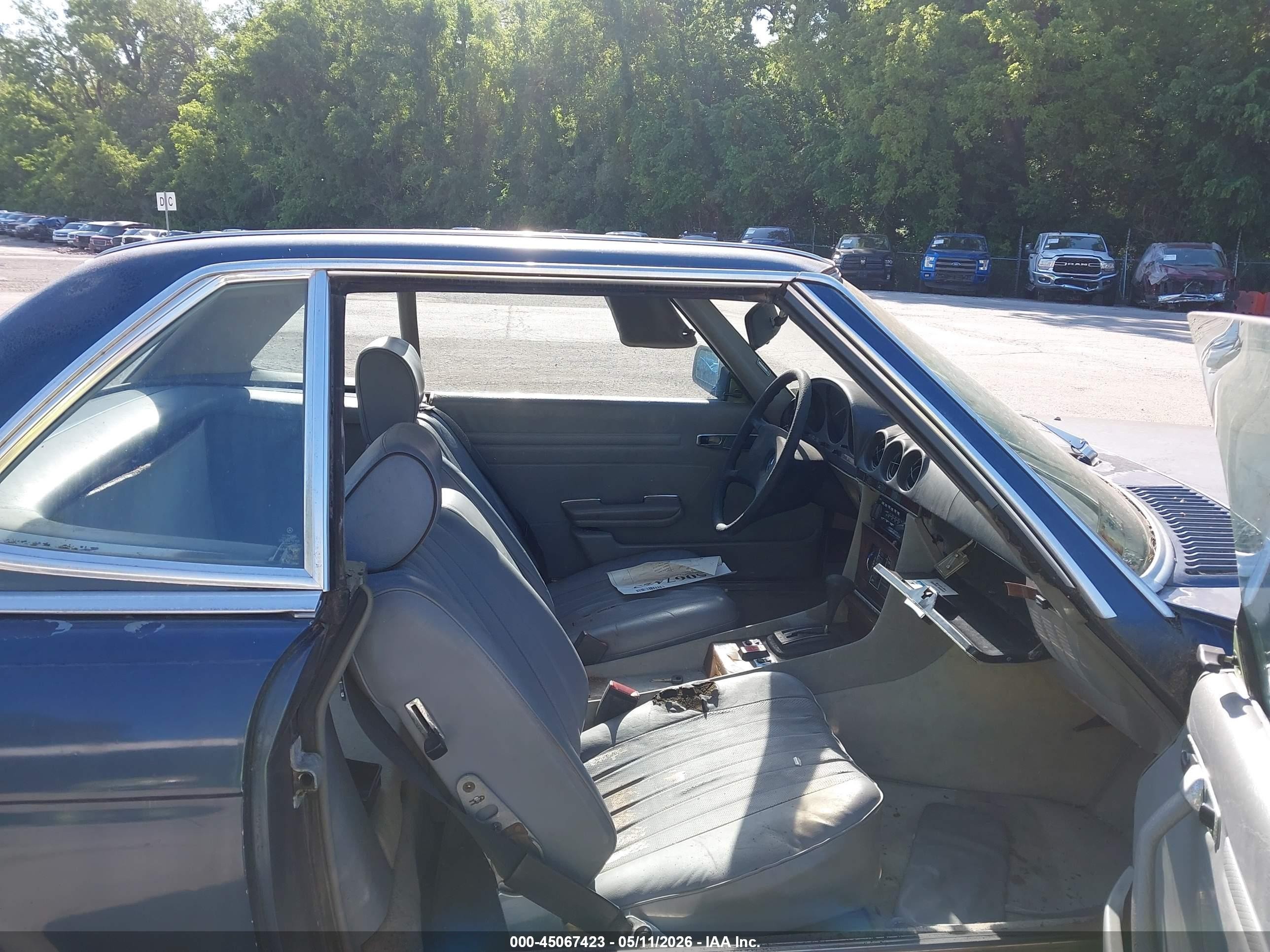 1981 Mercedes-benz 380 Sl Blue vin: WDBBA45AXBB003007