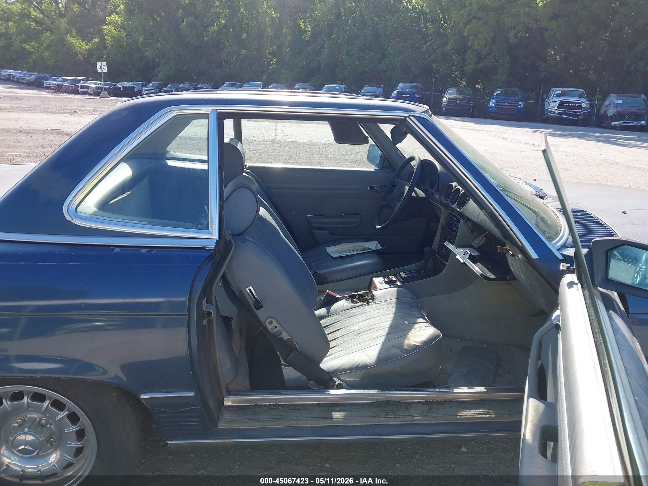 1981 Mercedes-benz 380 Sl Blue vin: WDBBA45AXBB003007