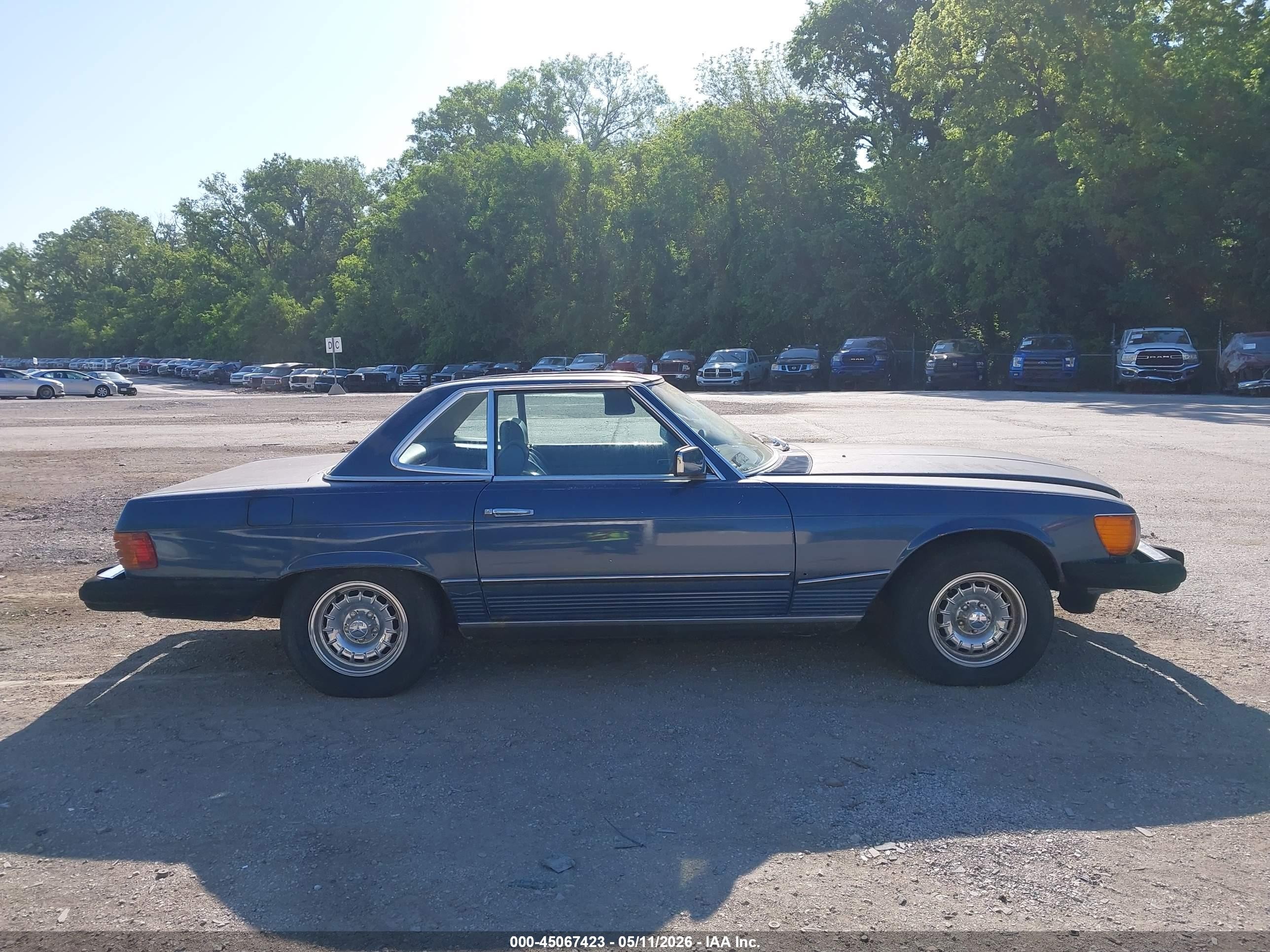 1981 Mercedes-benz 380 Sl Blue vin: WDBBA45AXBB003007