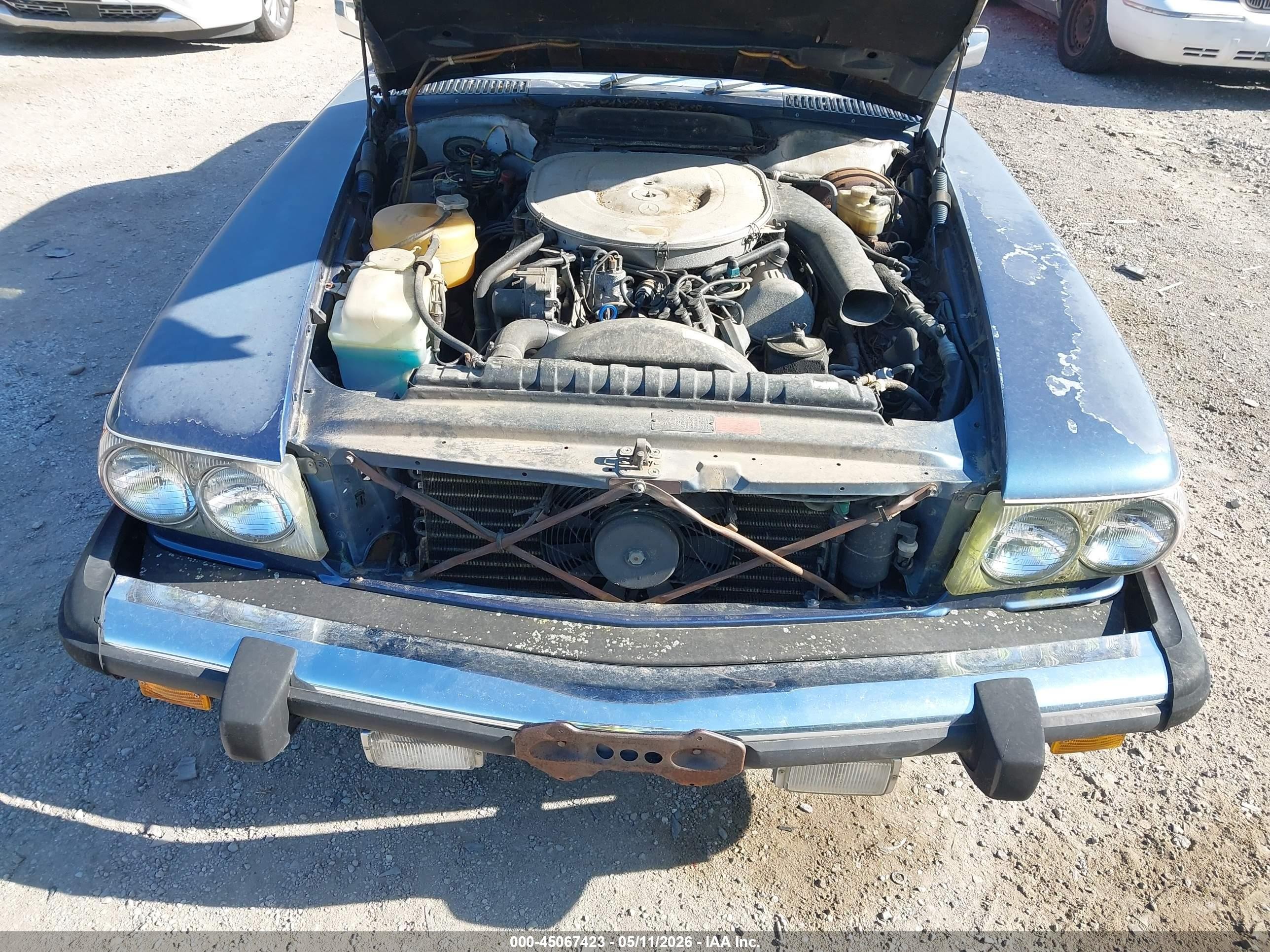 1981 Mercedes-benz 380 Sl Blue vin: WDBBA45AXBB003007