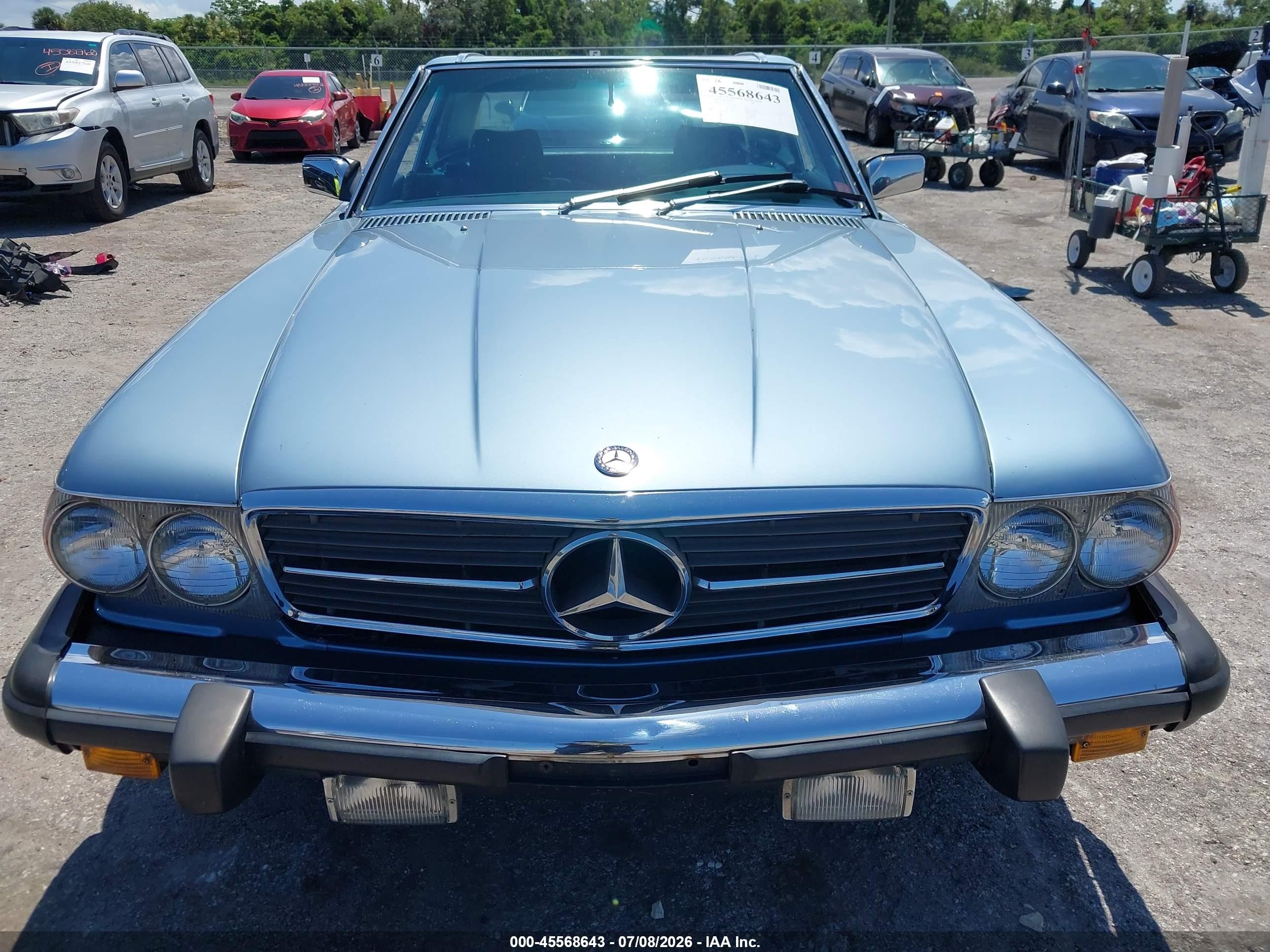 1985 Mercedes-benz 380 Sl Light Blue vin: WDBBA45C1FA028035