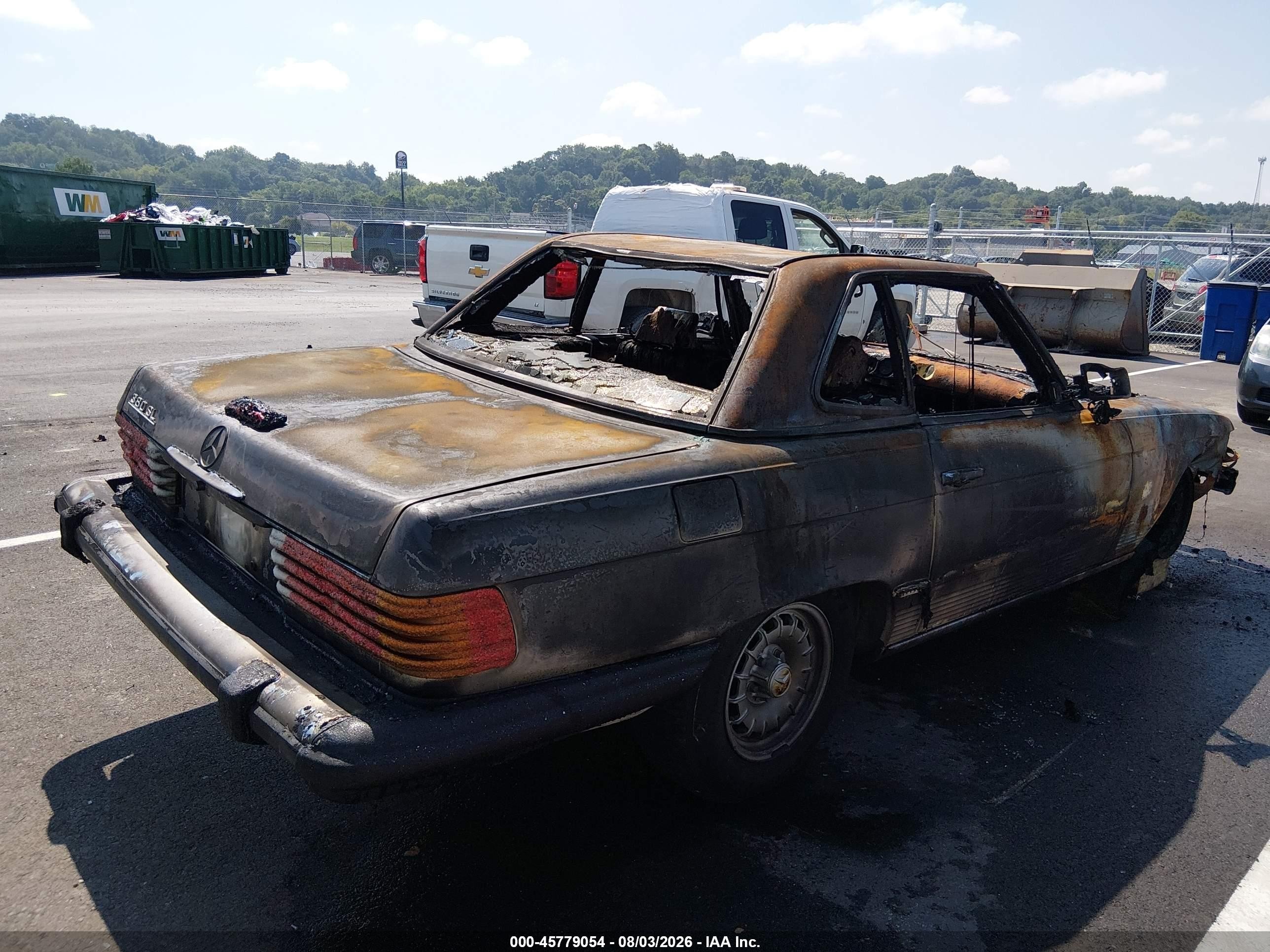 1985 Mercedes-benz 380 Sl Серебряный vin: WDBBA45C3FA019773