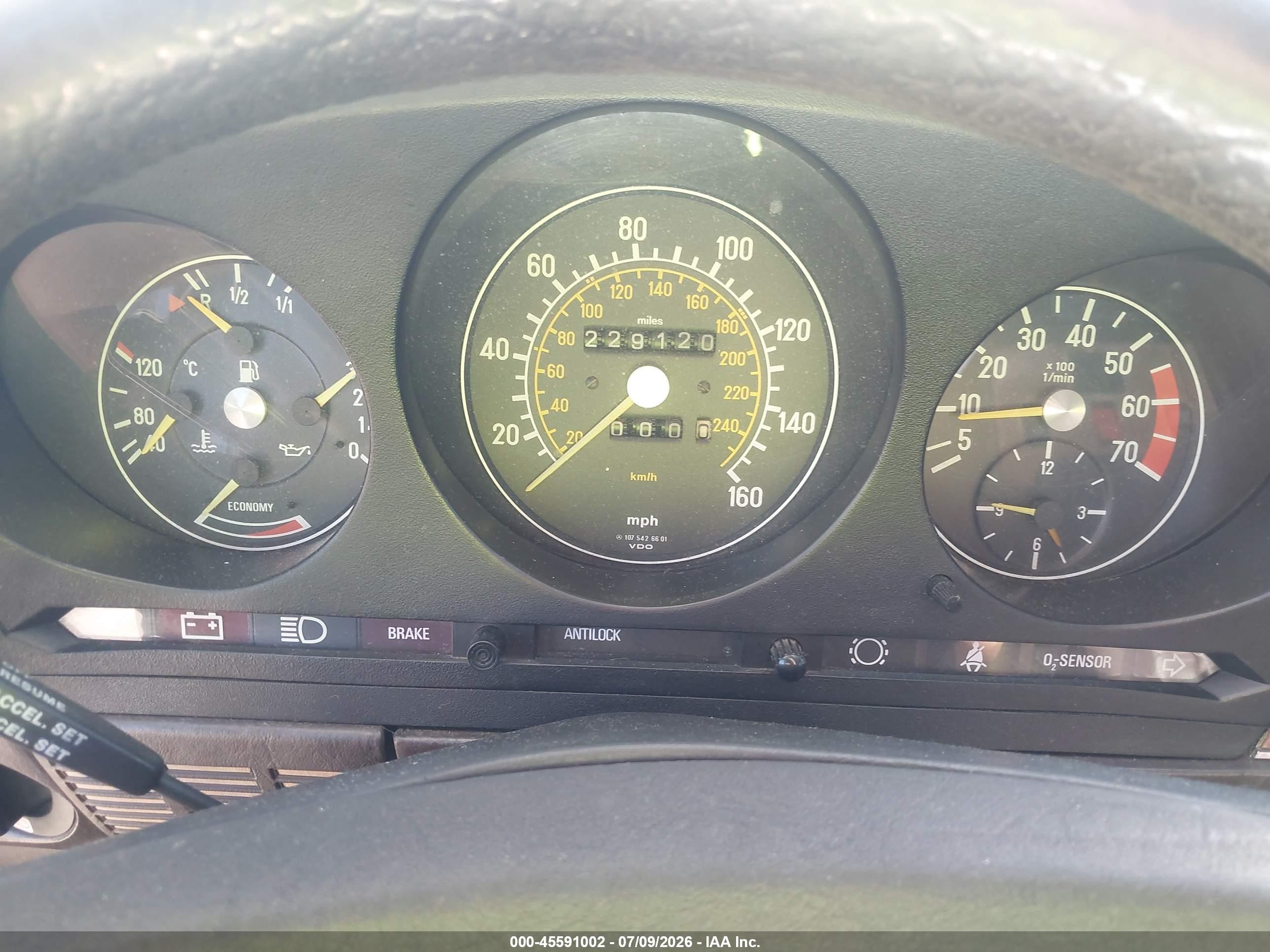 1985 Mercedes-benz 380 Sl Silver vin: WDBBA45C7FA033787