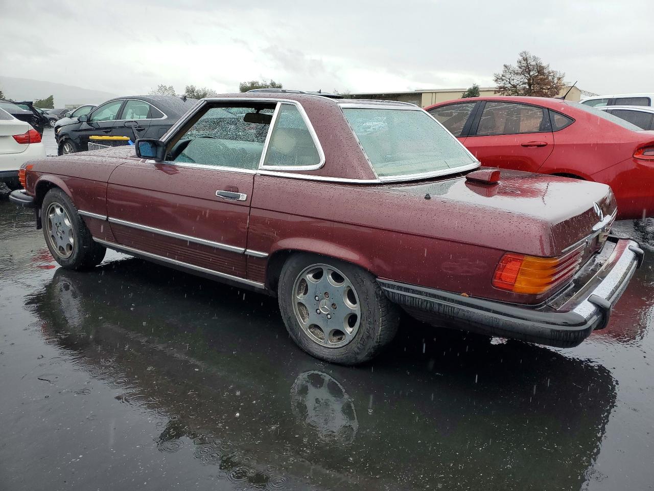 1986 Mercedes-benz 560 Sl Burgundy vin: WDBBA48D0GA042546