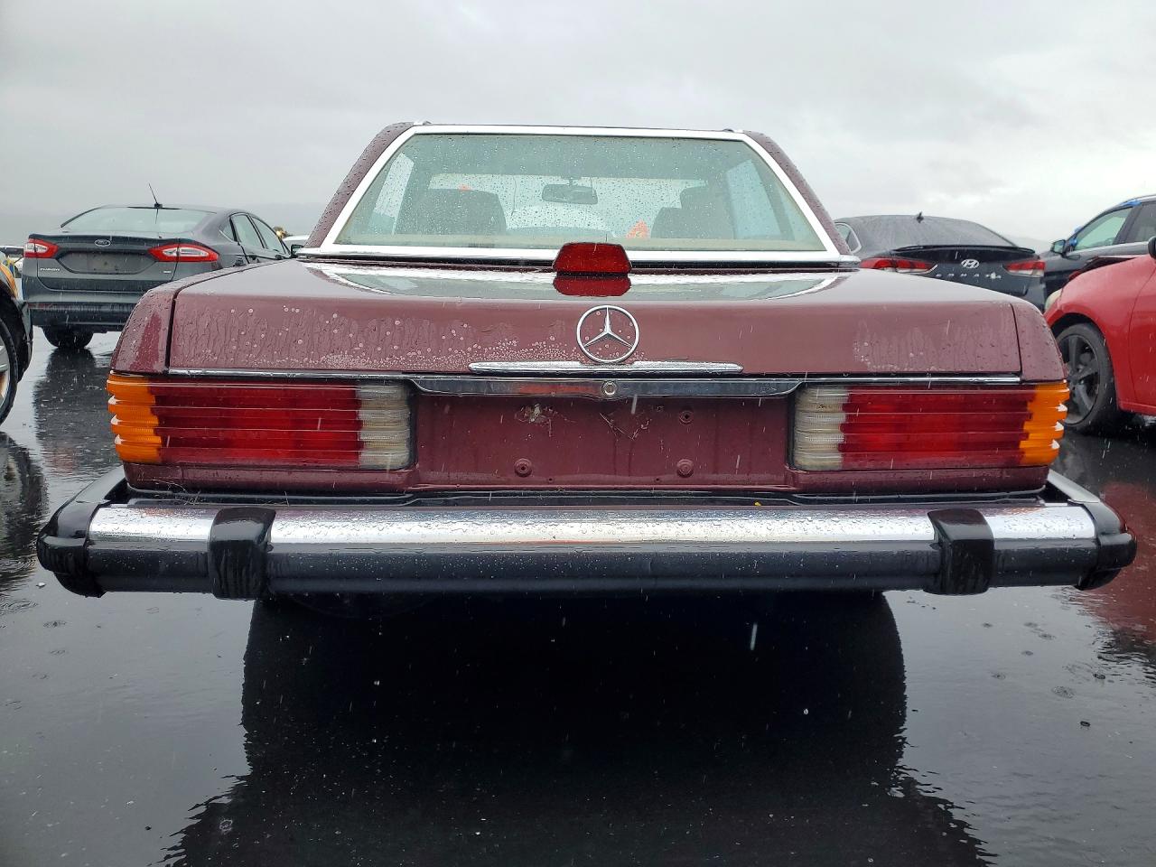 1986 Mercedes-benz 560 Sl Burgundy vin: WDBBA48D0GA042546