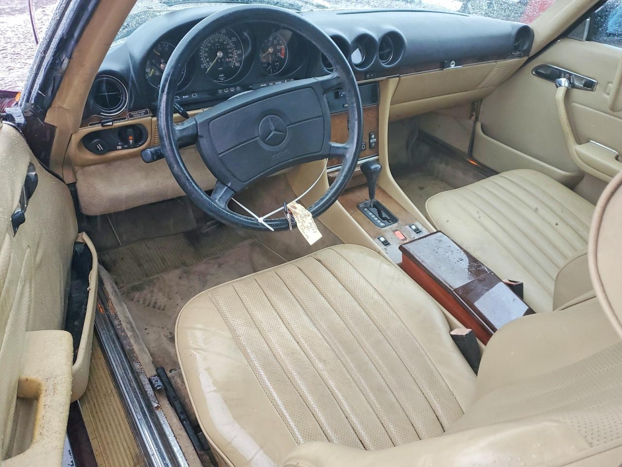 1986 Mercedes-benz 560 Sl Burgundy vin: WDBBA48D0GA042546