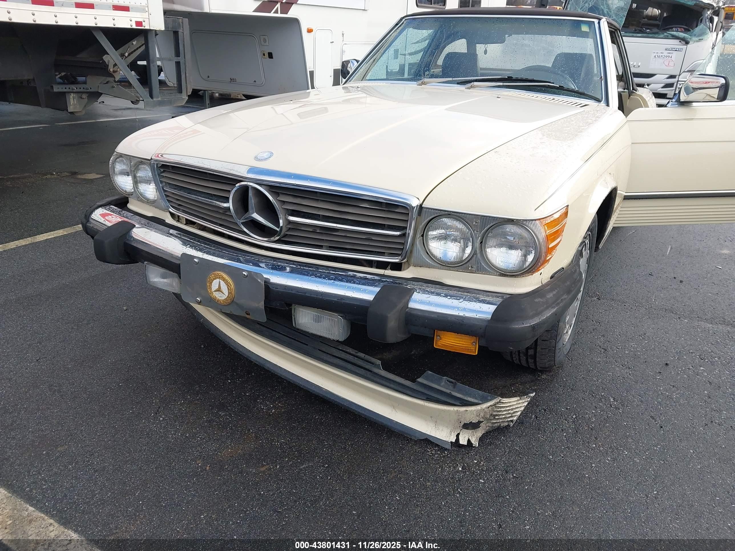 1987 Mercedes-benz 560 Sl Cream vin: WDBBA48D0HA070025