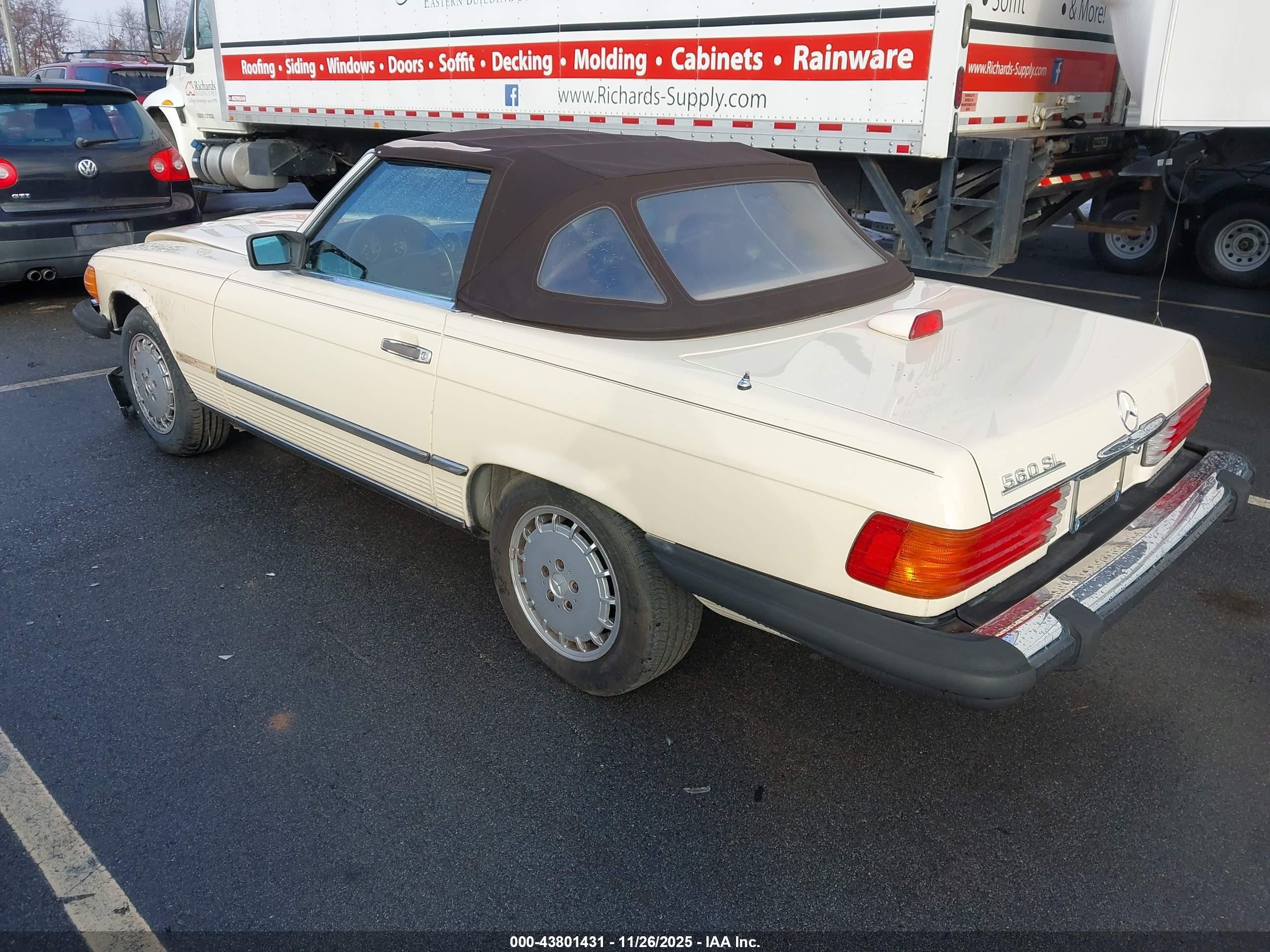1987 Mercedes-benz 560 Sl Cream vin: WDBBA48D0HA070025