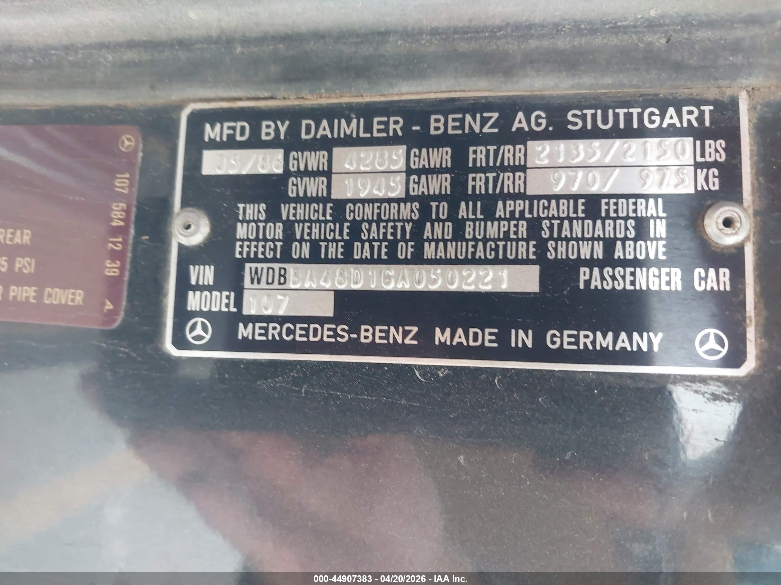 1986 Mercedes-benz 560 Sl Черный vin: WDBBA48D1GA050221