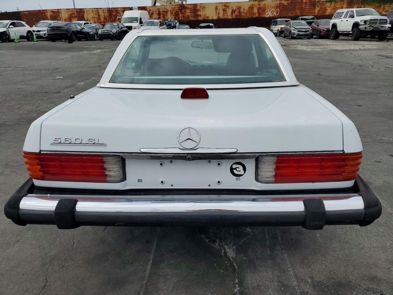 1987 Mercedes-benz 560 Sl White vin: WDBBA48D1HA056246