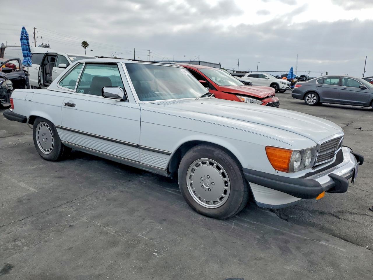 1987 Mercedes-benz 560 Sl White vin: WDBBA48D1HA056246