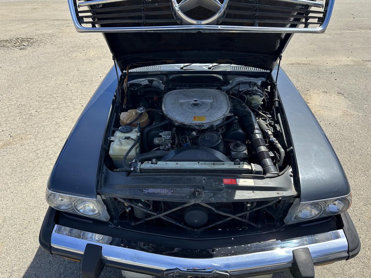 1988 Mercedes-benz 560 Sl Gray vin: WDBBA48D1JA082318