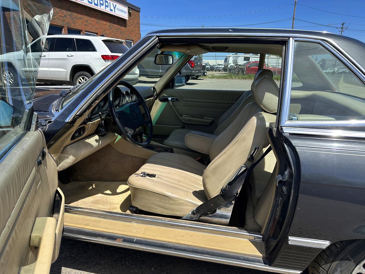 1988 Mercedes-benz 560 Sl Gray vin: WDBBA48D1JA082318