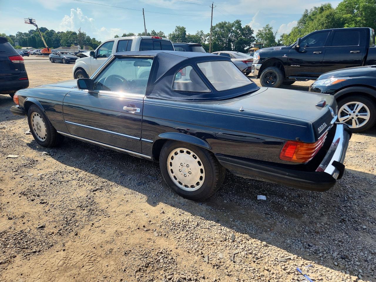 1989 Mercedes-benz 560 Sl Blue vin: WDBBA48D1KA091019