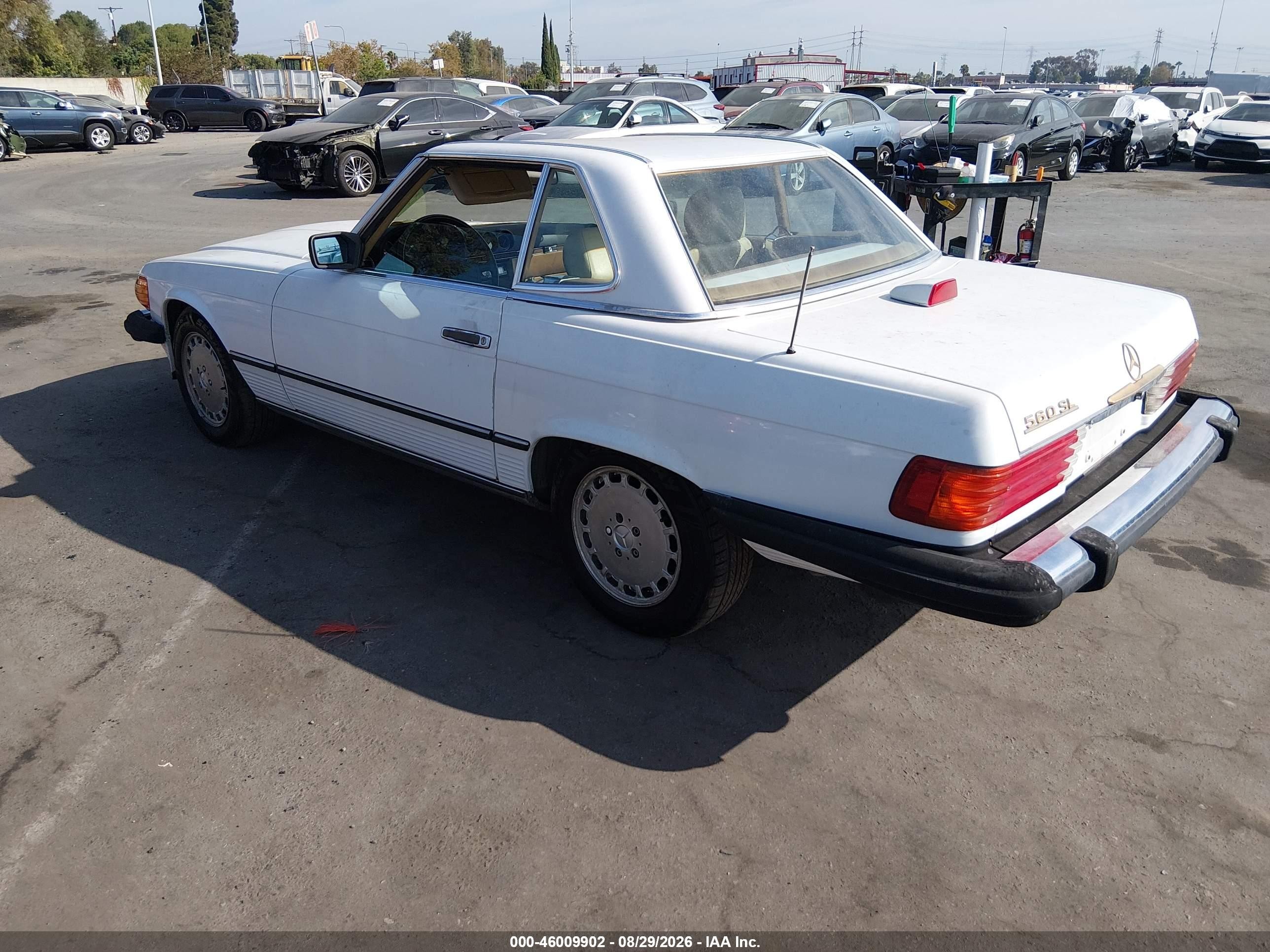 1987 Mercedes-benz 560 Sl Белый vin: WDBBA48D3HA058886