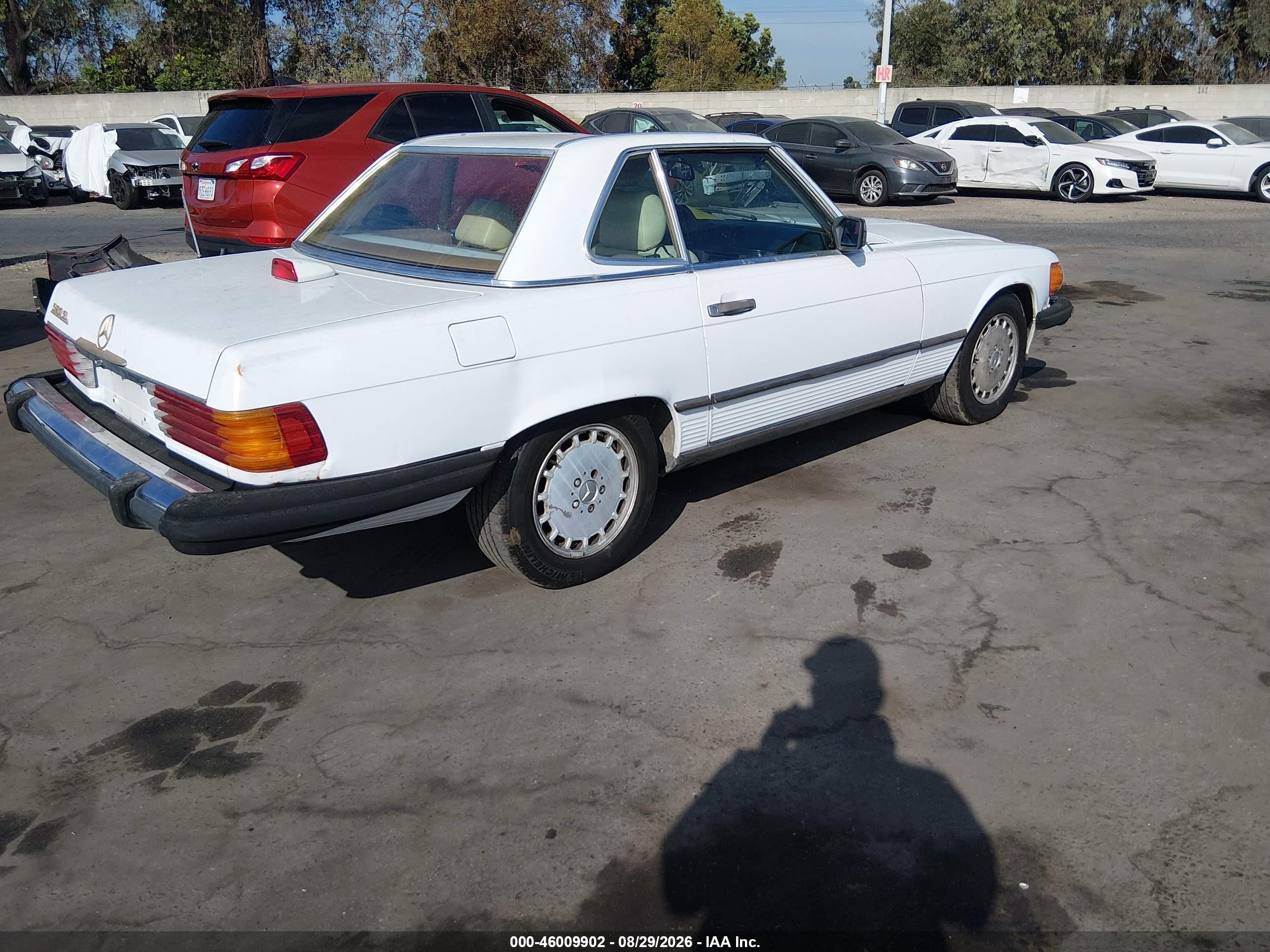 1987 Mercedes-benz 560 Sl Белый vin: WDBBA48D3HA058886