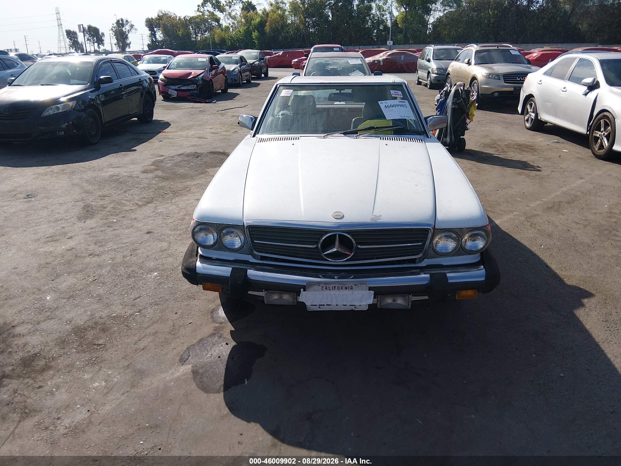 1987 Mercedes-benz 560 Sl Белый vin: WDBBA48D3HA058886