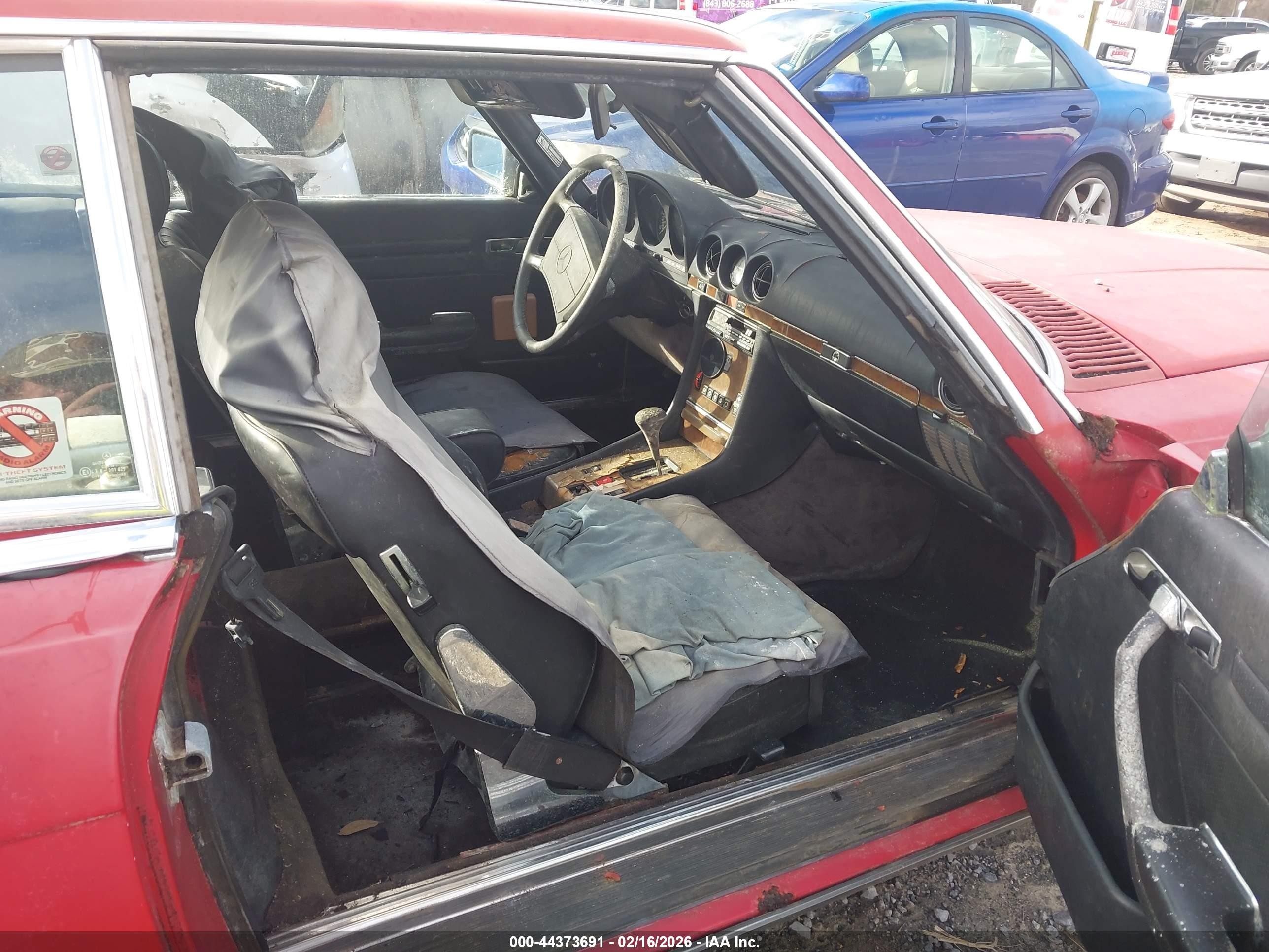 1987 Mercedes-benz 560 Sl Red vin: WDBBA48D3HA074439