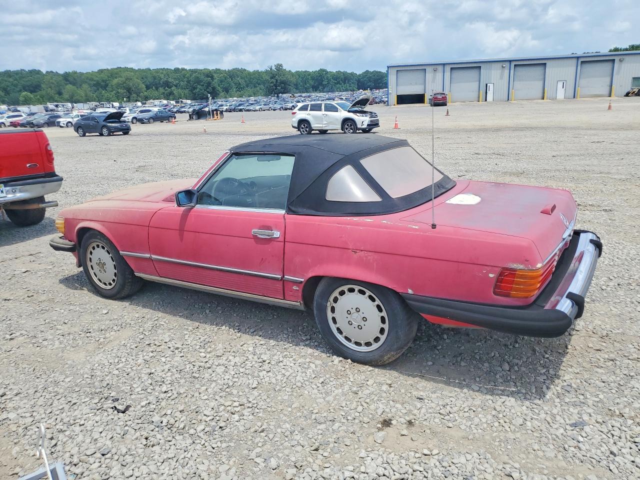 1987 Mercedes-benz 560 Sl Red vin: WDBBA48D4HA069993