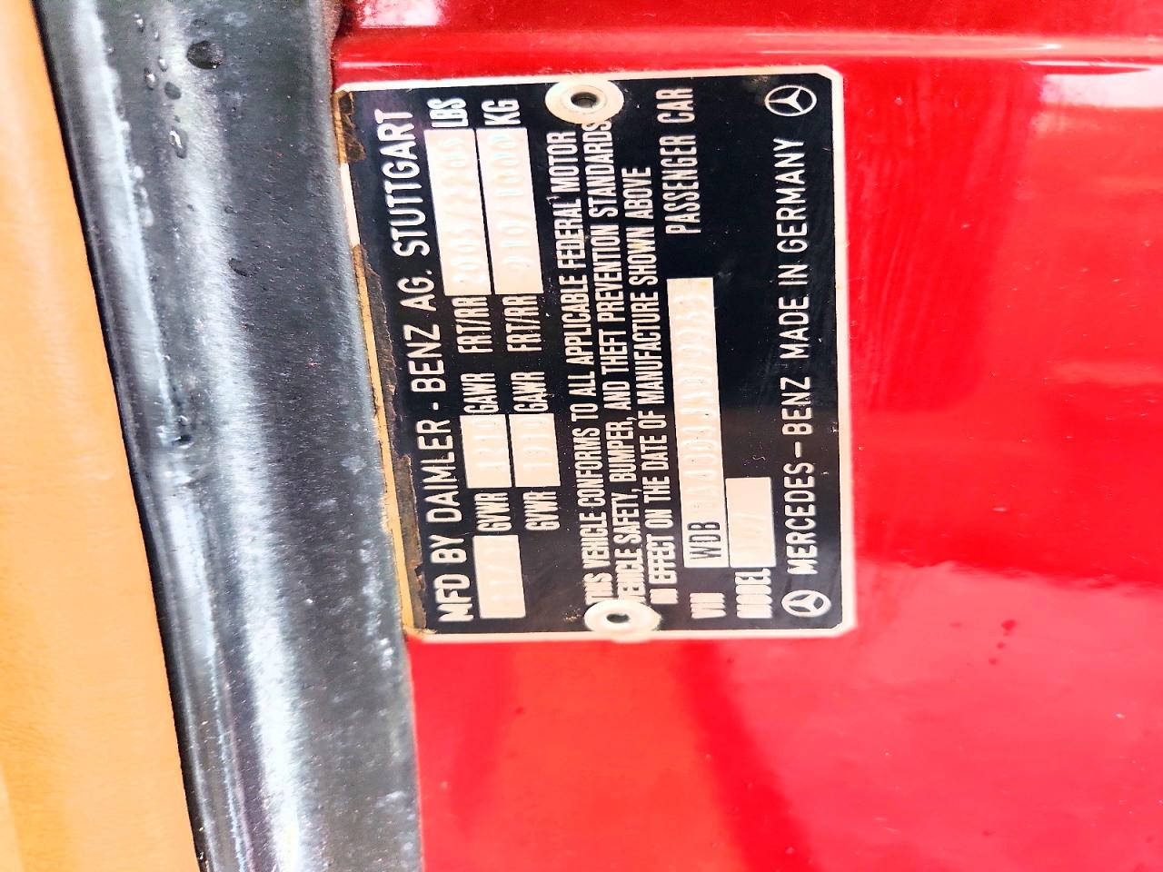 1988 Mercedes-benz 560 Sl Red vin: WDBBA48D4JA079963