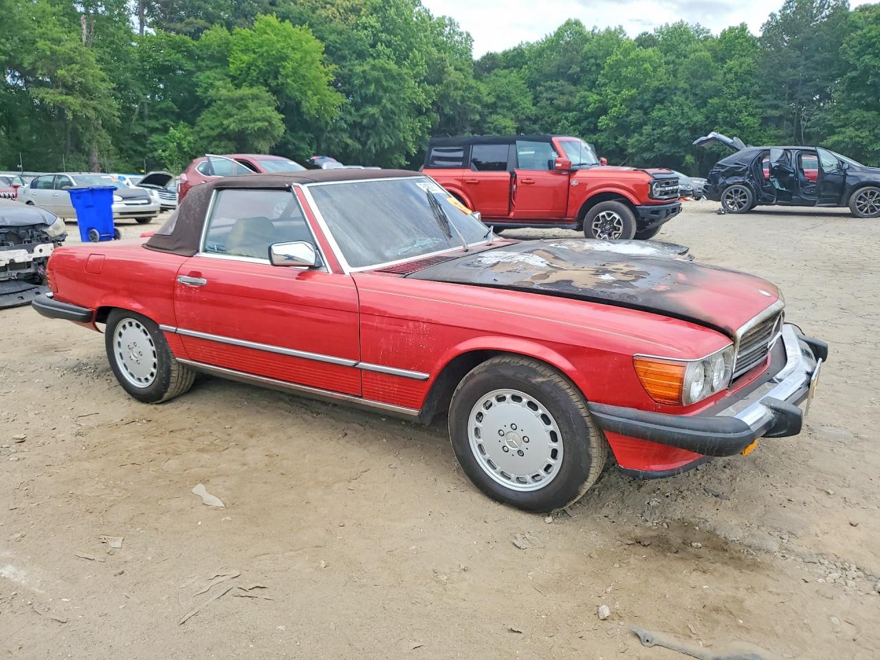 1988 Mercedes-benz 560 Sl Red vin: WDBBA48D4JA087593