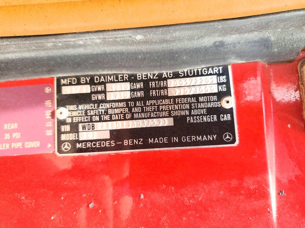 1988 Mercedes-benz 560 Sl Red vin: WDBBA48D4JA087593