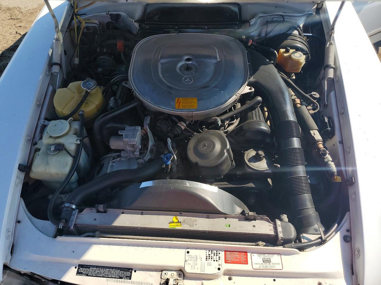 1989 Mercedes-benz 560 Sl Белый vin: WDBBA48D4KA098305