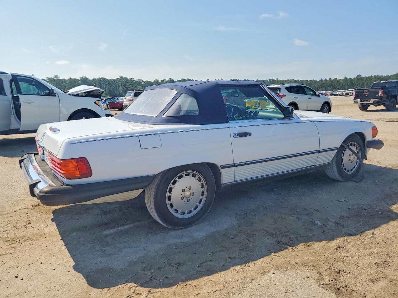 1989 Mercedes-benz 560 Sl Белый vin: WDBBA48D4KA098305