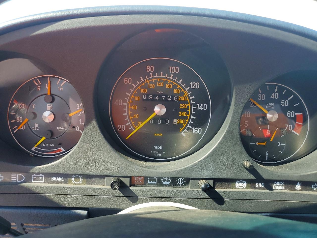 1989 Mercedes-benz 560 Sl Белый vin: WDBBA48D4KA098305