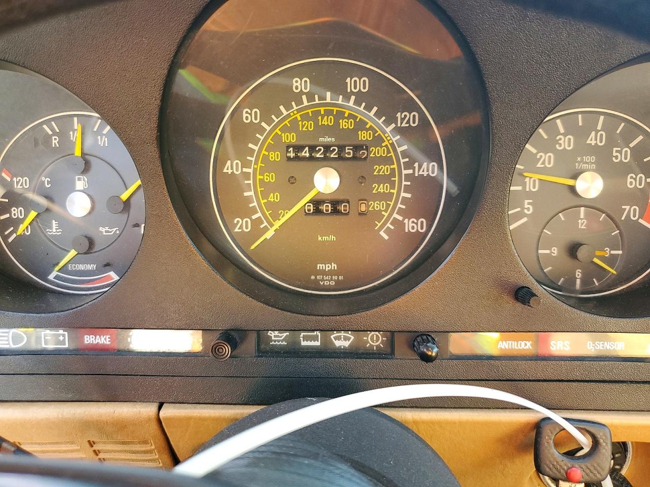 1986 Mercedes-benz 560 Sl Gold vin: WDBBA48D5GA054398