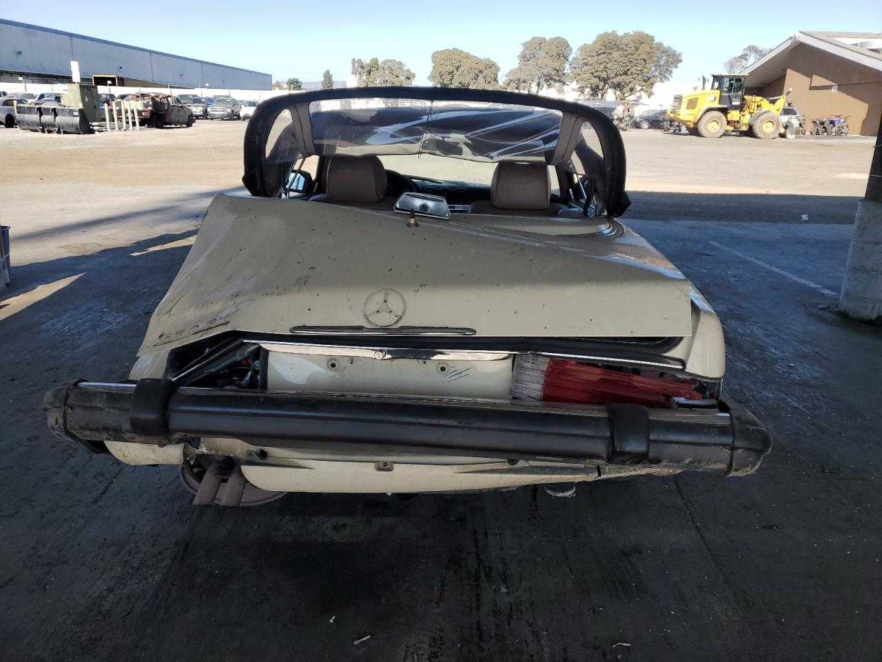 1987 Mercedes-benz 560 Sl Cream vin: WDBBA48D5HA059697