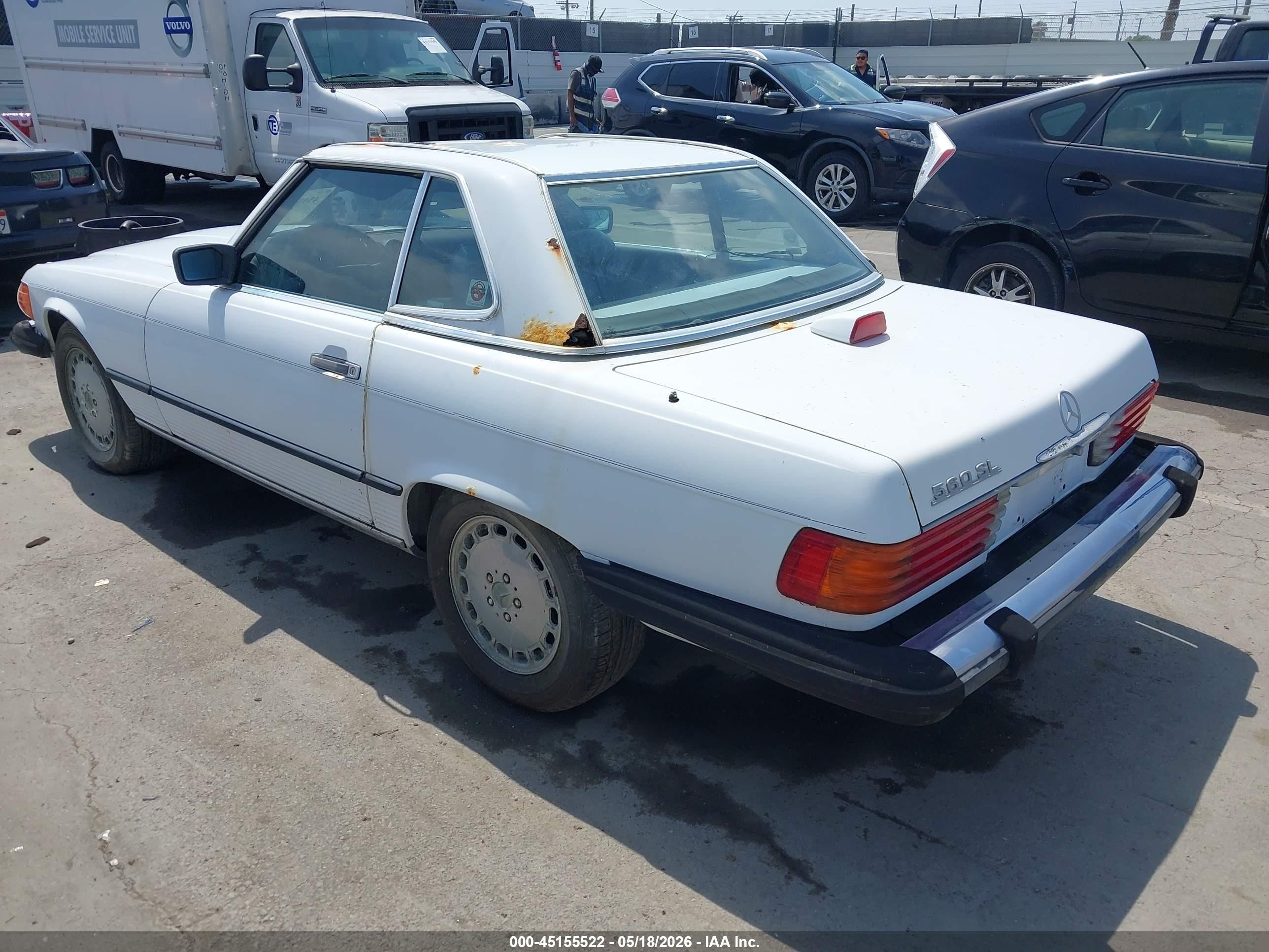 1987 Mercedes-benz 560 Sl White vin: WDBBA48D5HA072014