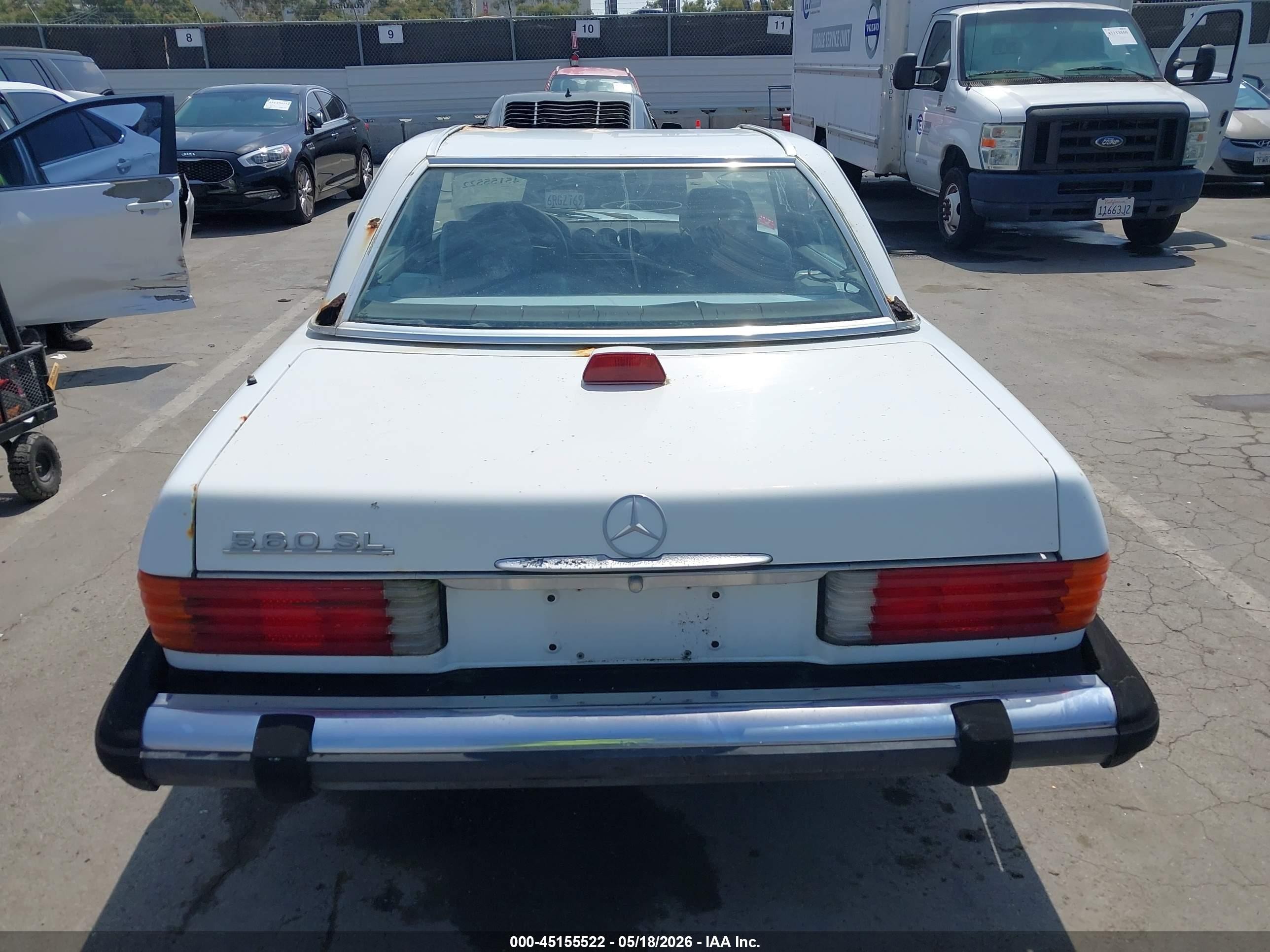 1987 Mercedes-benz 560 Sl White vin: WDBBA48D5HA072014