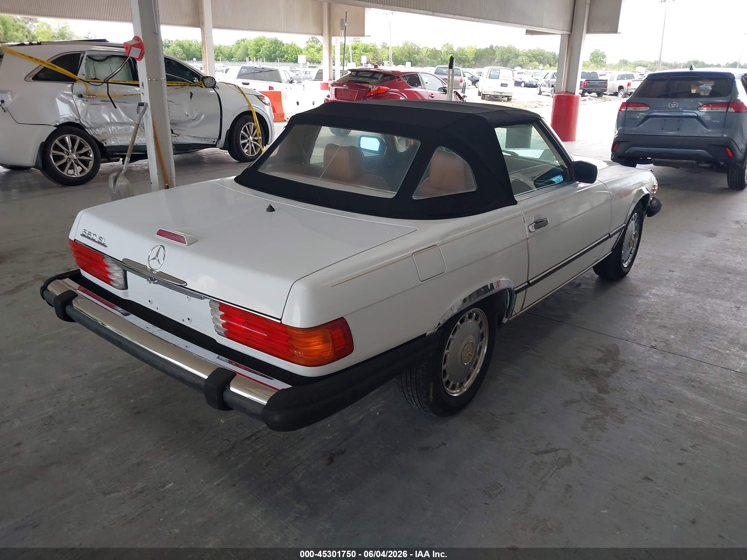 1989 Mercedes-benz 560 Sl White vin: WDBBA48D5KA094621