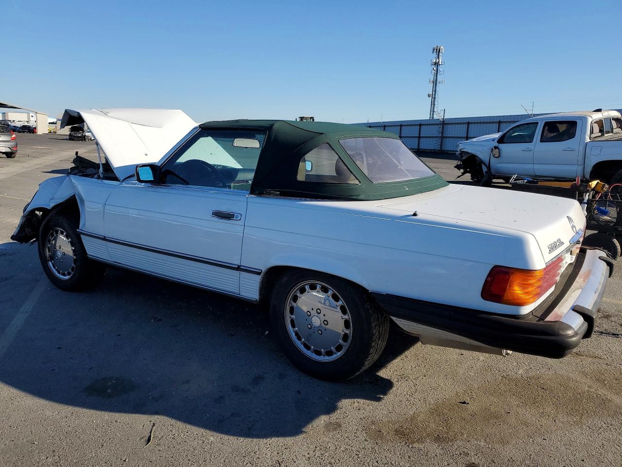 1986 Mercedes-benz 560 Sl White vin: WDBBA48D6GA040624