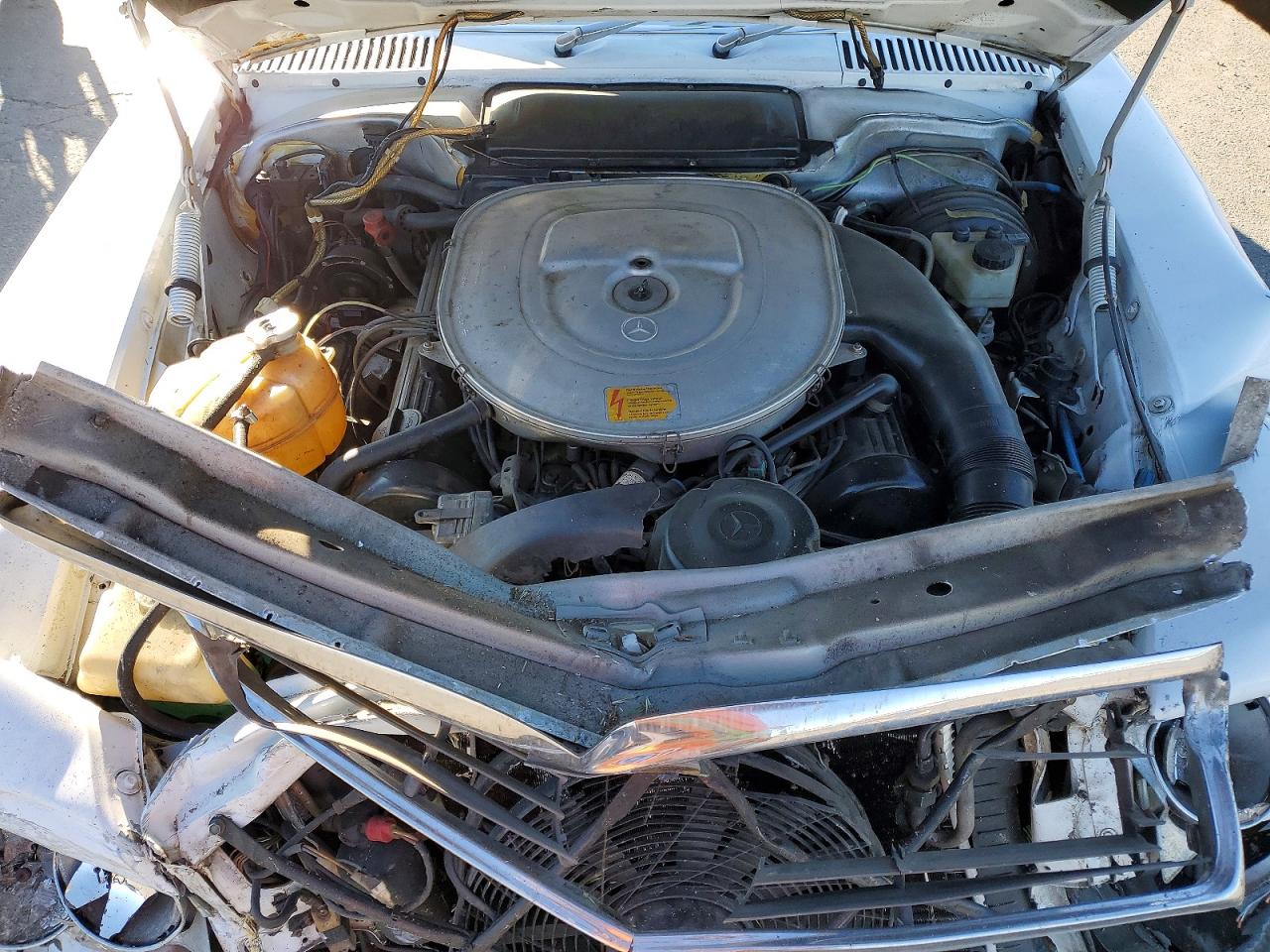 1986 Mercedes-benz 560 Sl White vin: WDBBA48D6GA040624