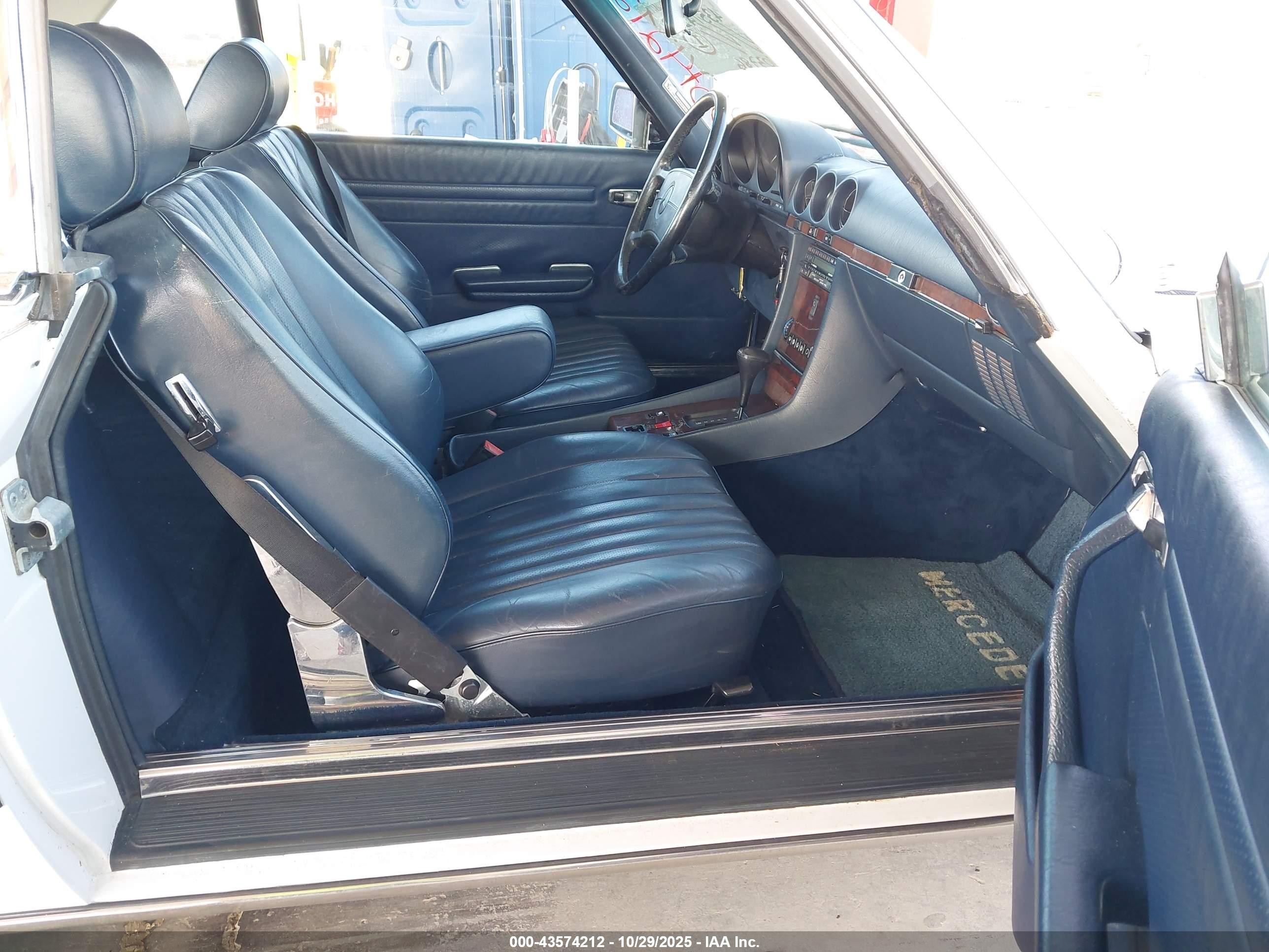 1987 Mercedes-benz 560 Sl White vin: WDBBA48D6HA058803