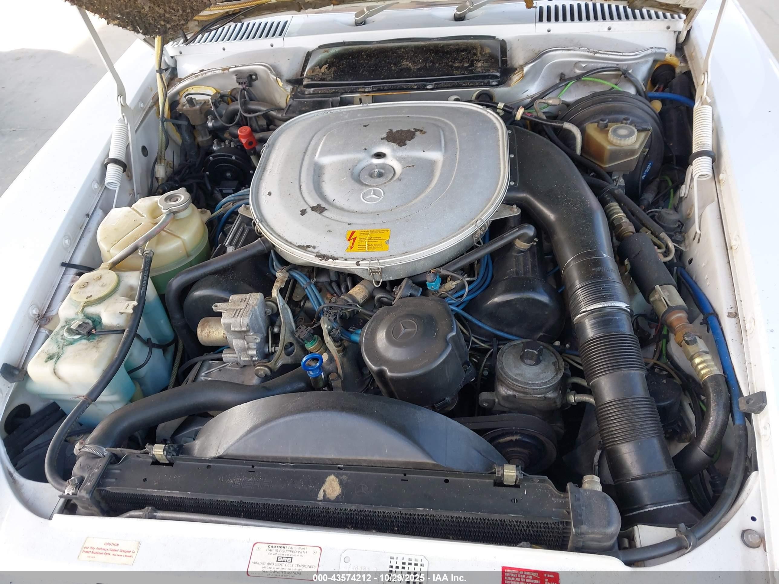 1987 Mercedes-benz 560 Sl White vin: WDBBA48D6HA058803