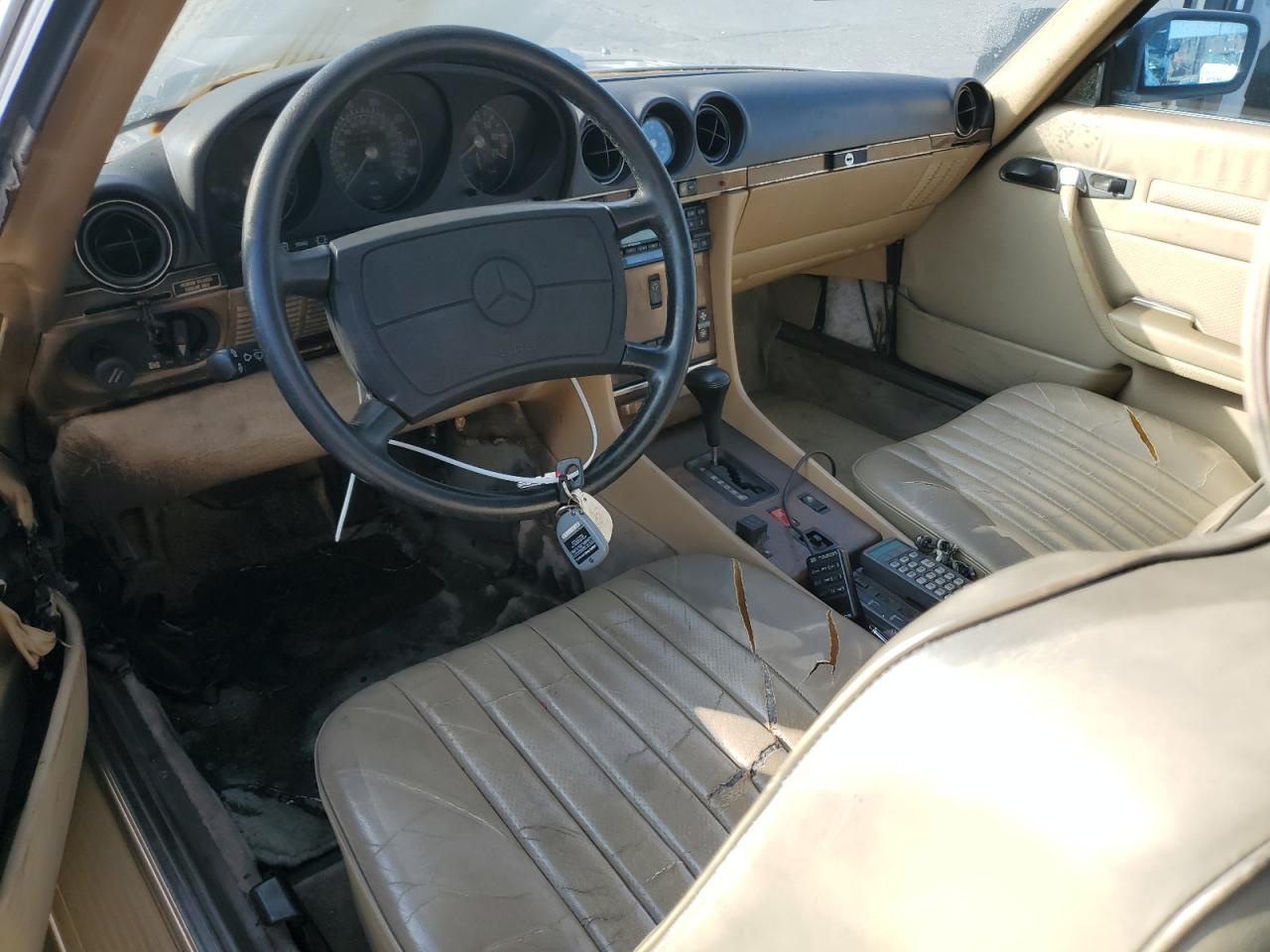 1987 Mercedes-benz 560 Sl Gold vin: WDBBA48D6HA072040