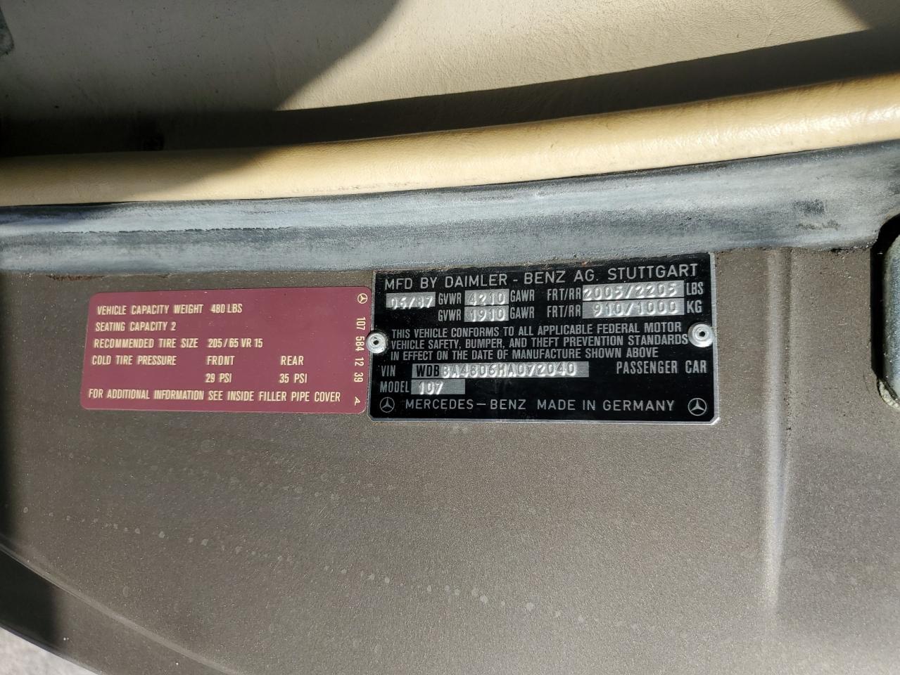 1987 Mercedes-benz 560 Sl Gold vin: WDBBA48D6HA072040