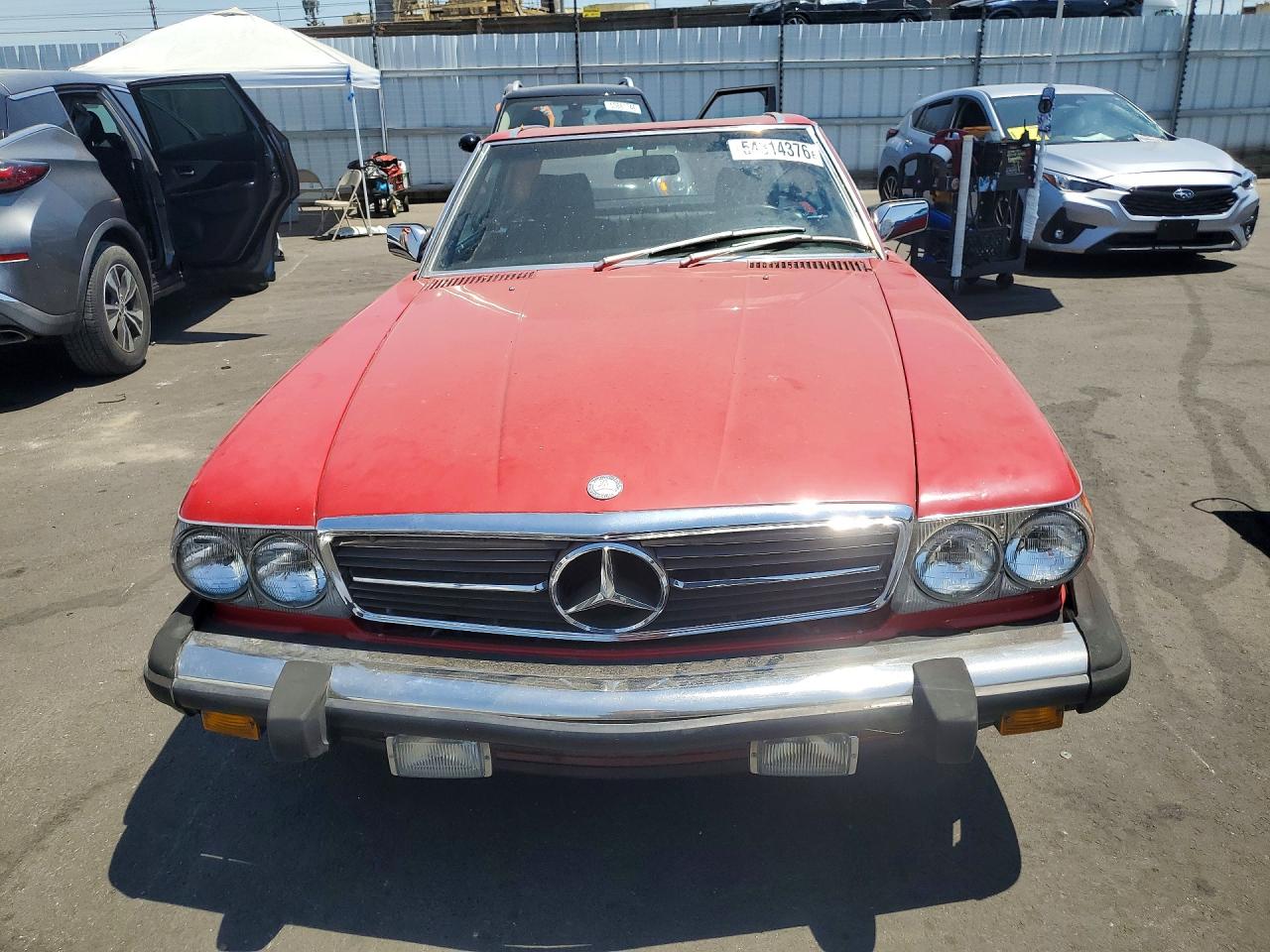 1987 Mercedes-benz 560 Sl Red vin: WDBBA48D7HA057689