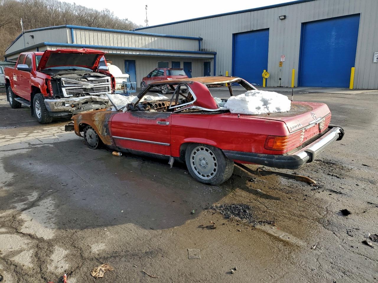 1987 Mercedes-benz 560 Sl Burgundy vin: WDBBA48D7HA074766