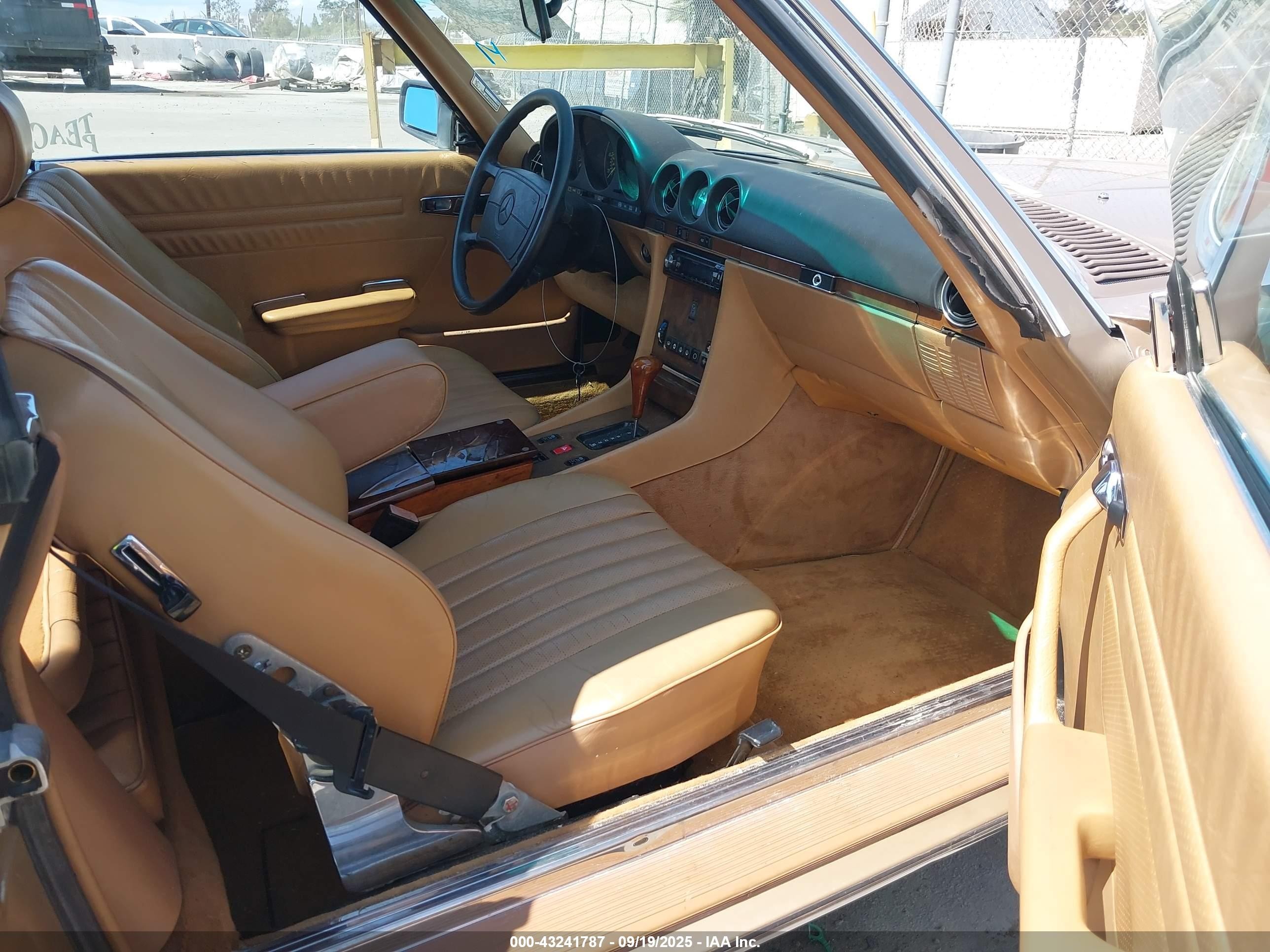 1988 Mercedes-benz 560 Sl Золотой vin: WDBBA48D7JA076460